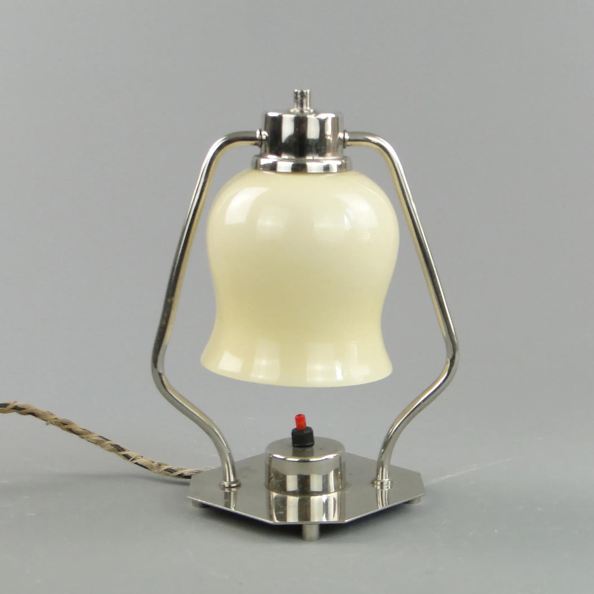 Table lamp Art Deco, ivory white glass, chrome, Poland, 1930s. - 162490