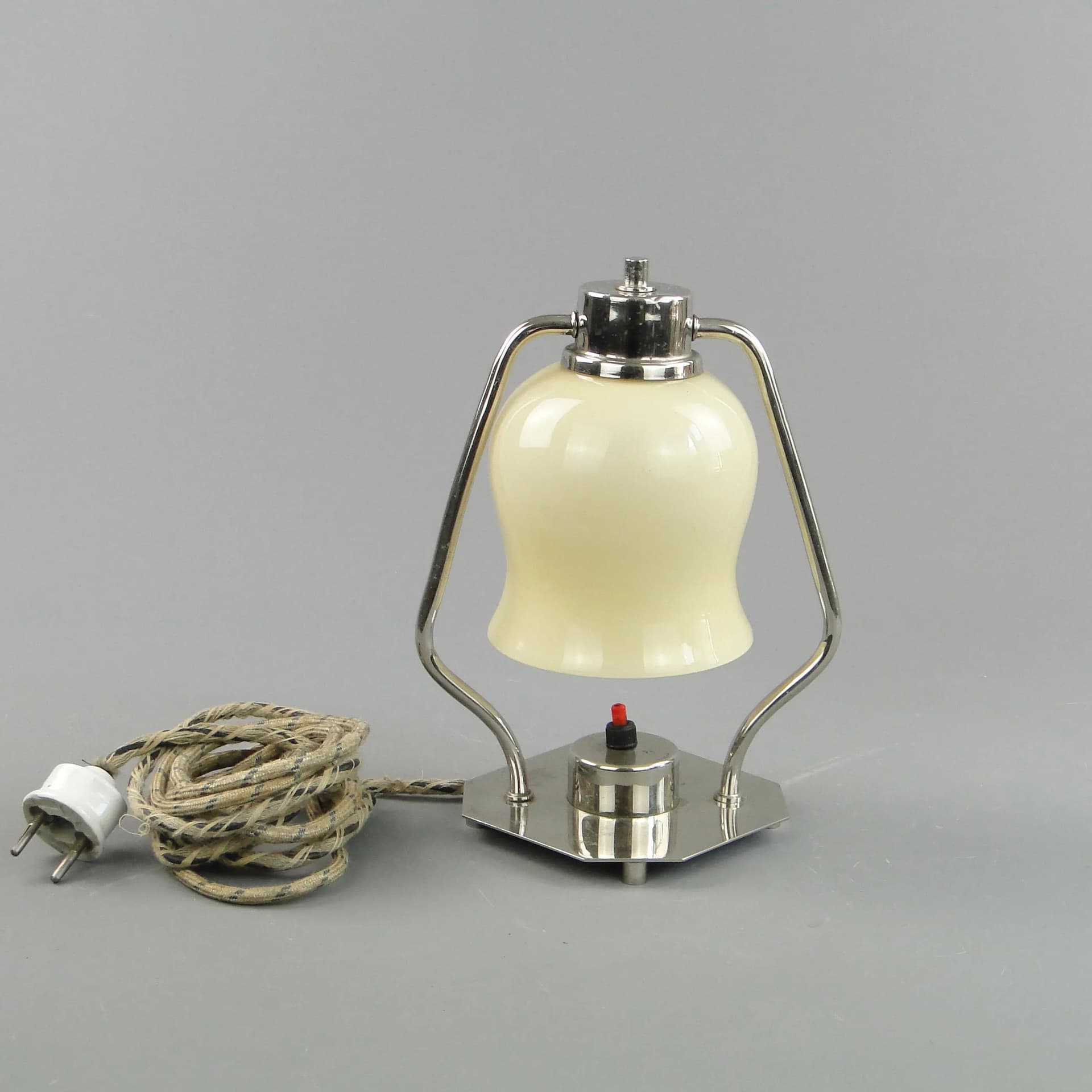 Table lamp Art Deco, ivory white glass, chrome, Poland, 1930s. - 162485