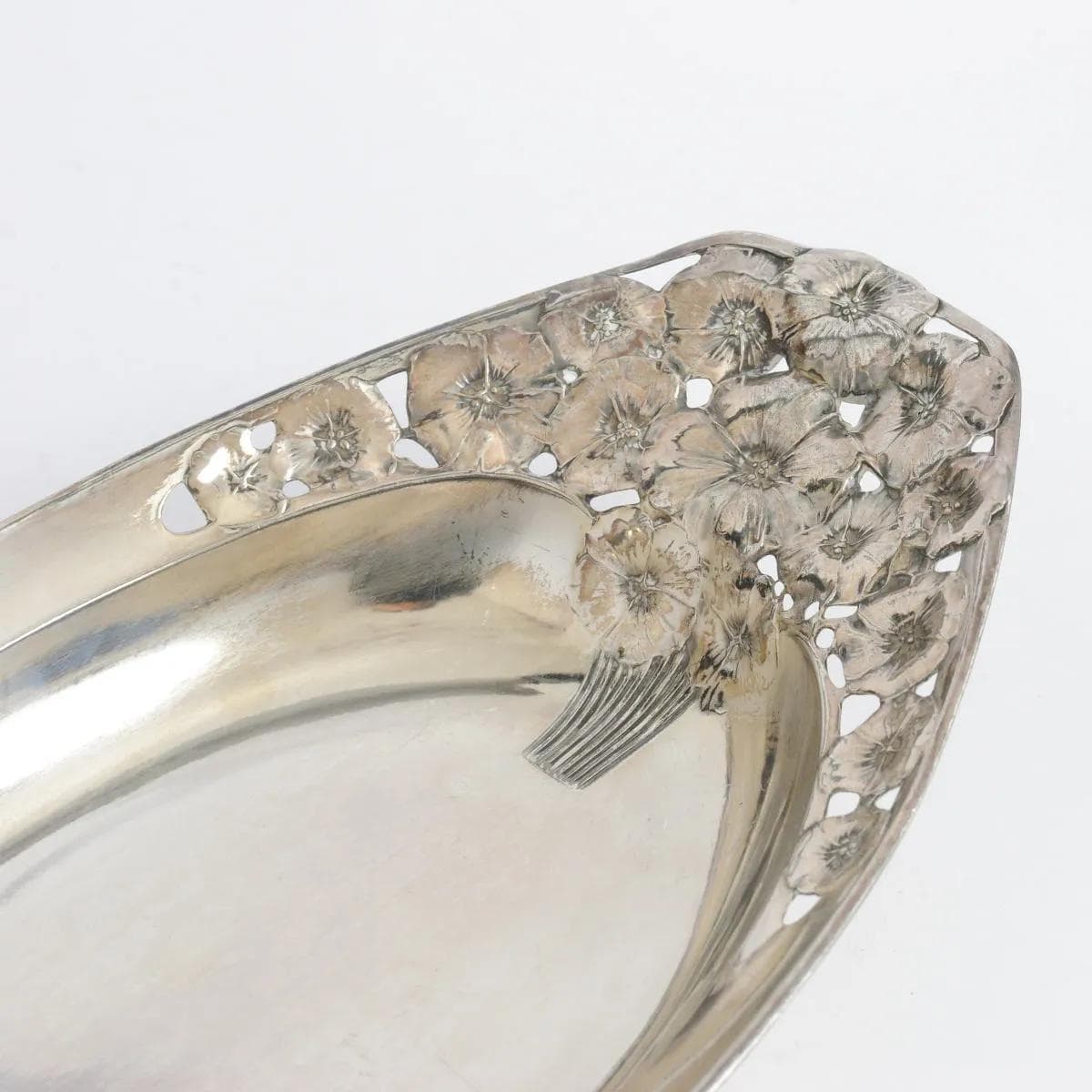 Art Nouveau centerpiece, silvered pewter, Kayser, Germany, early 20th c. - 162043