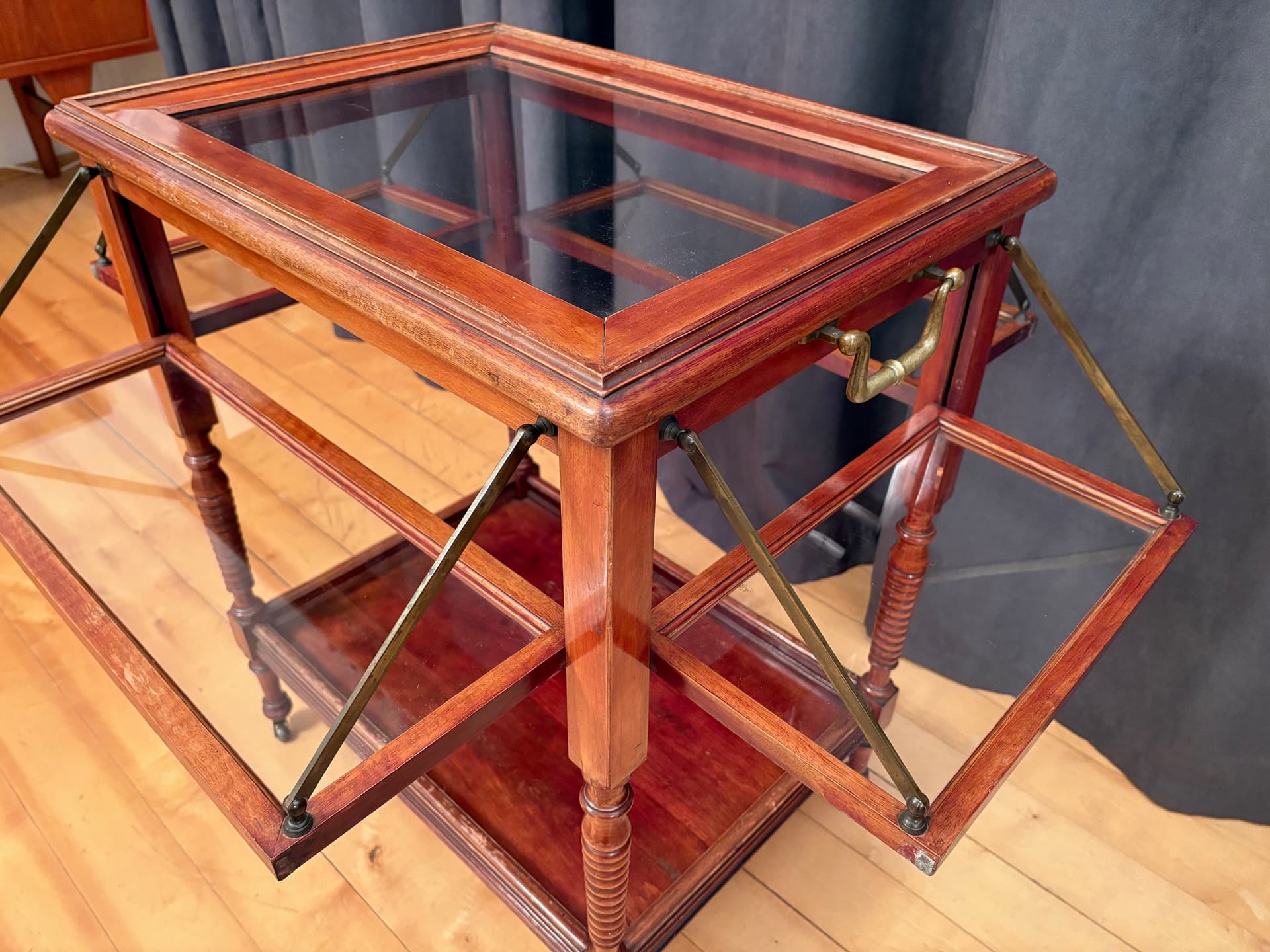 Bar Cart Empire, mahogany, brass, glass, France, 19th c. - 164292
