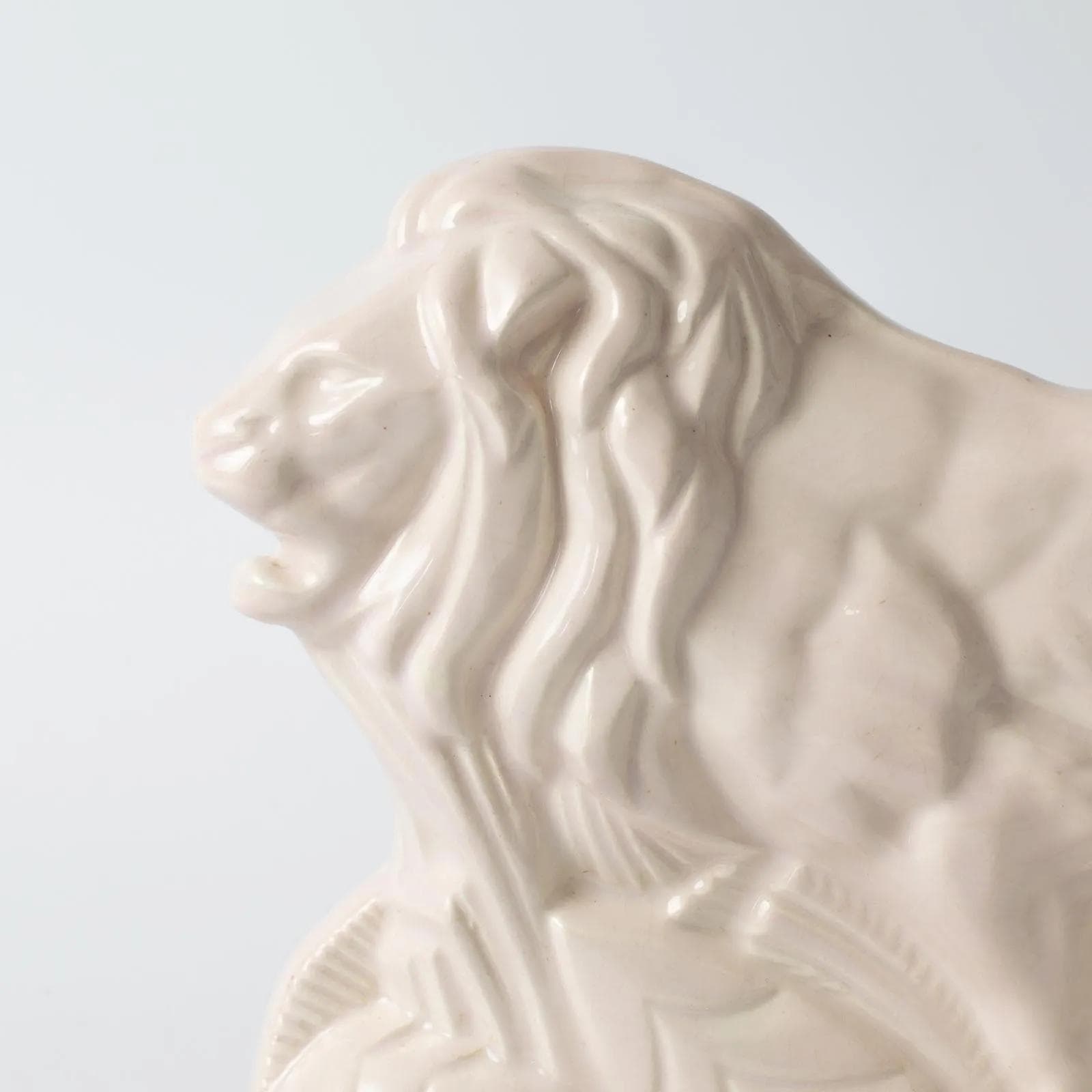 Figura lwa, art déco, różowy, ceramika, Saint Clement, Francja, lata 30. - 164706