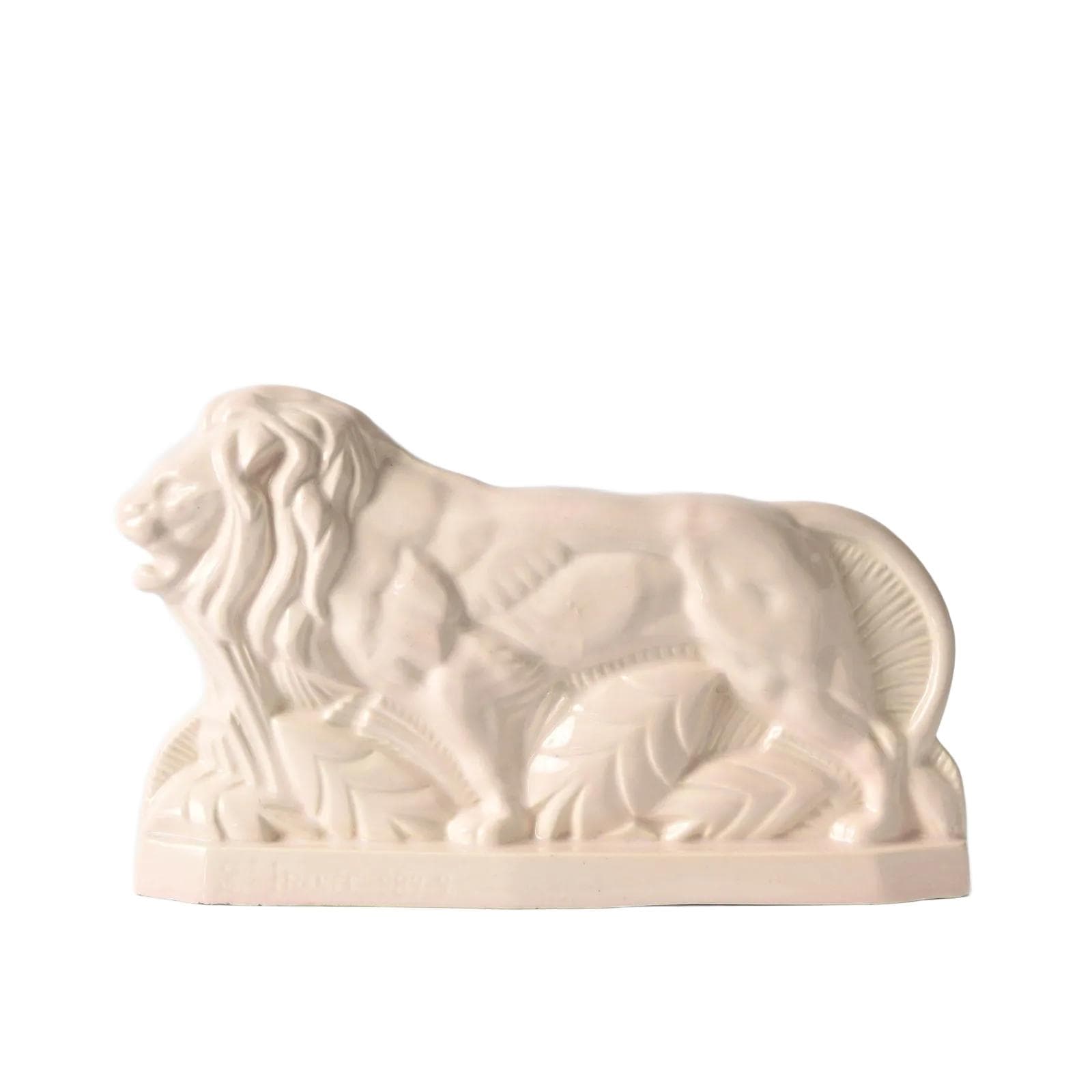 Figura lwa, art déco, różowy, ceramika, Saint Clement, Francja, lata 30.