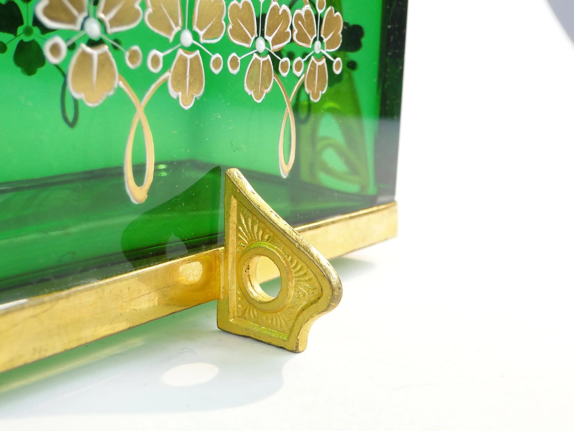 Art Nouveau jardinière, green crystal glass, gilt brass, Austria, early 20th c. - 10717