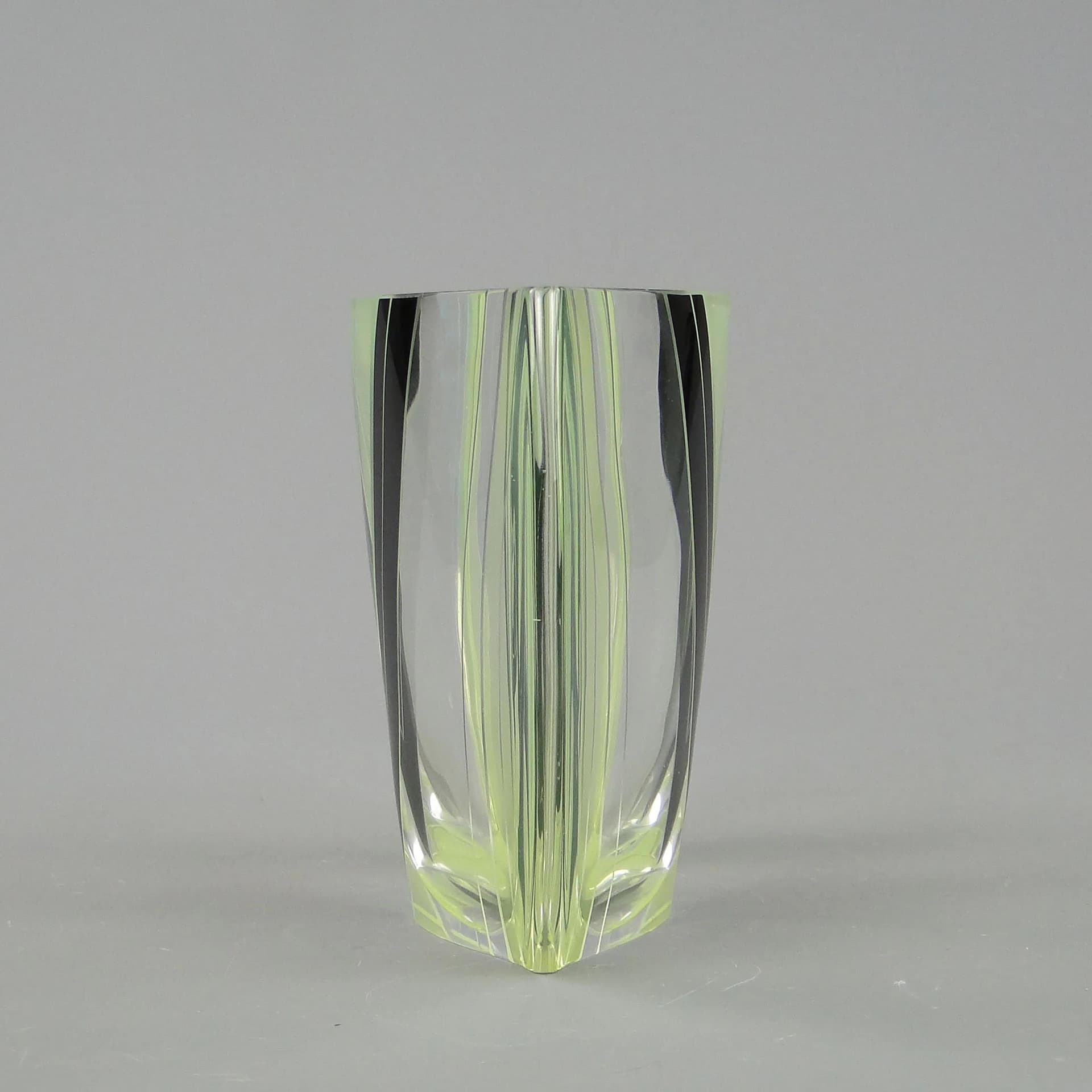 Vase Art Deco, transparent crystal, by K. Palda, Czechoslovakia, 1930s - 10707