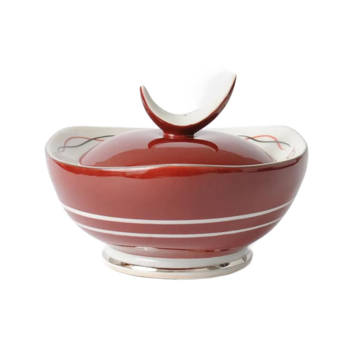 Bonbonniere, red porcelain, Spechtsbrunn, Germany, 1960s.