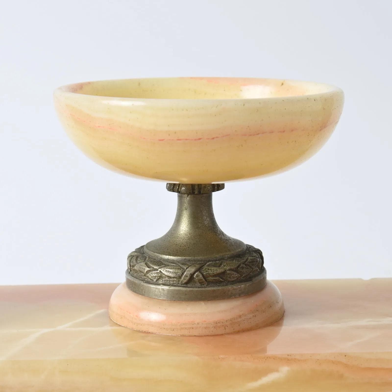 Ecritoire, beige onyx, crystal, France, early 20th c. - 164571