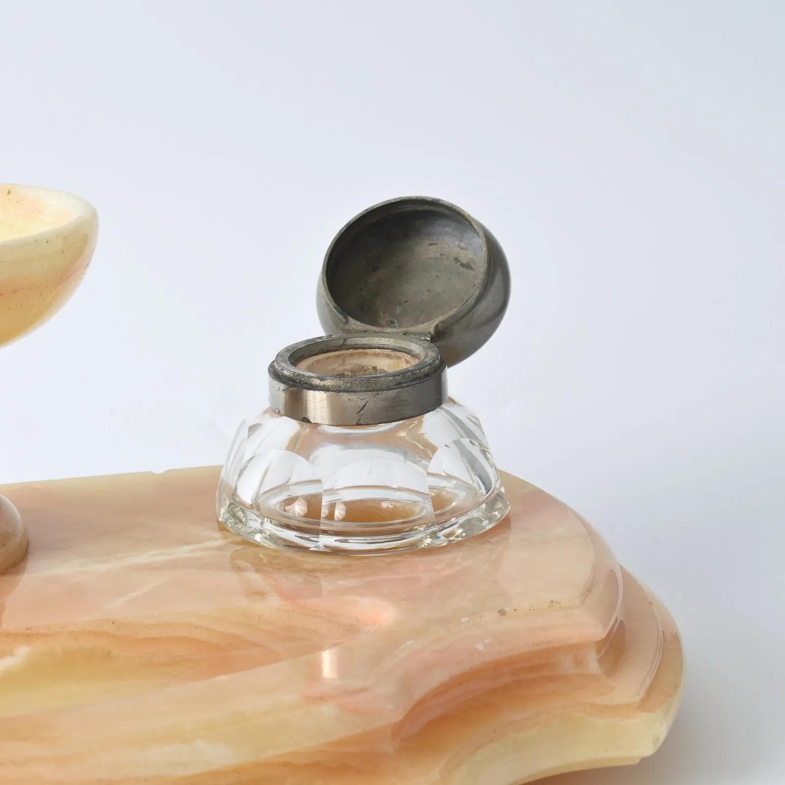 Ecritoire, beige onyx, crystal, France, early 20th c. - 164573