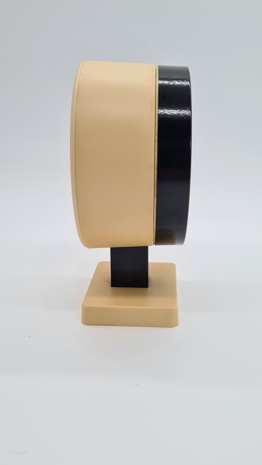 Zegar biurkowy Space Age, beżowy, plastik, NRD, lata 70. - 164930