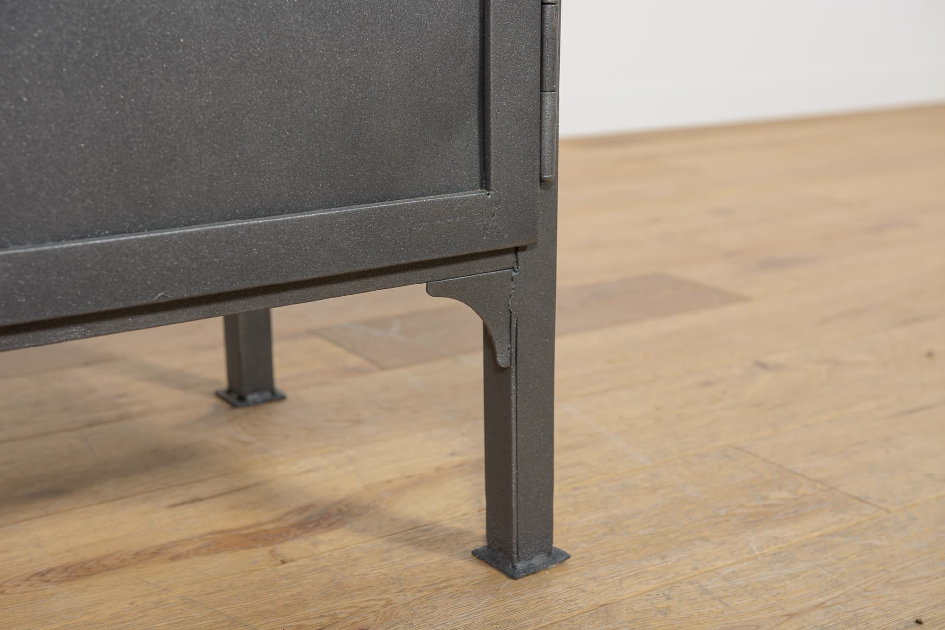 Medical cabinet, grey metal, Poland, 1950s. - 166919