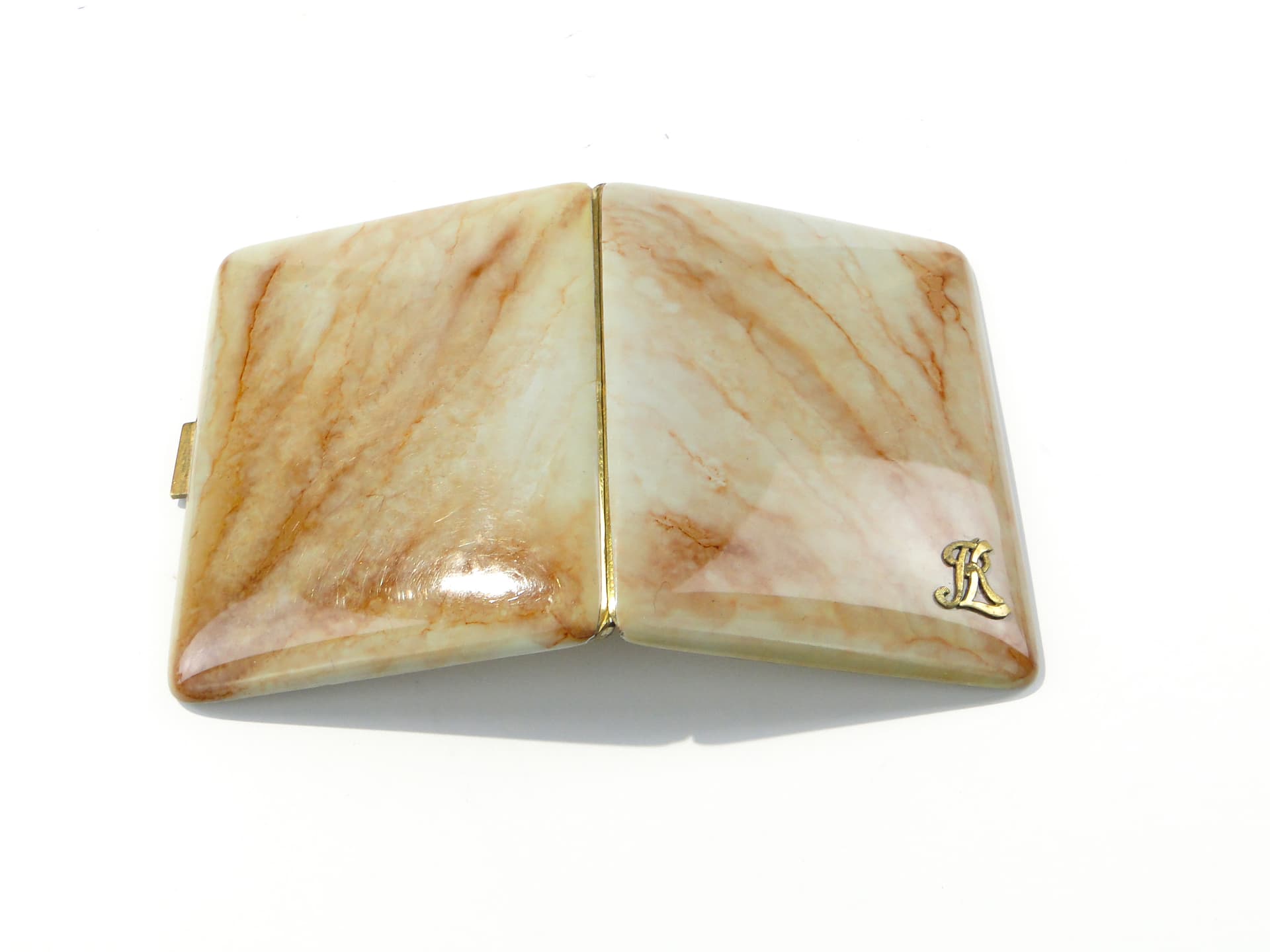 Papierośnica z monogramem ozdobiona emalią, lata 50. - 166922