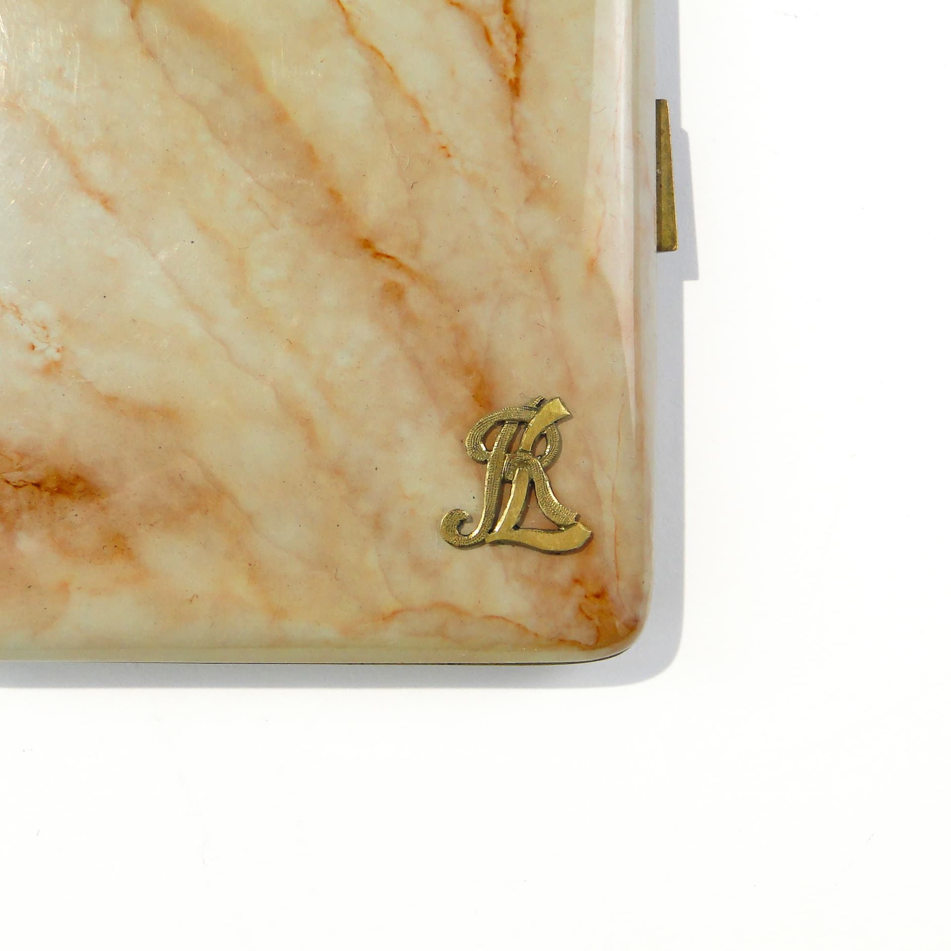 Papierośnica z monogramem ozdobiona emalią, lata 50. - 166926