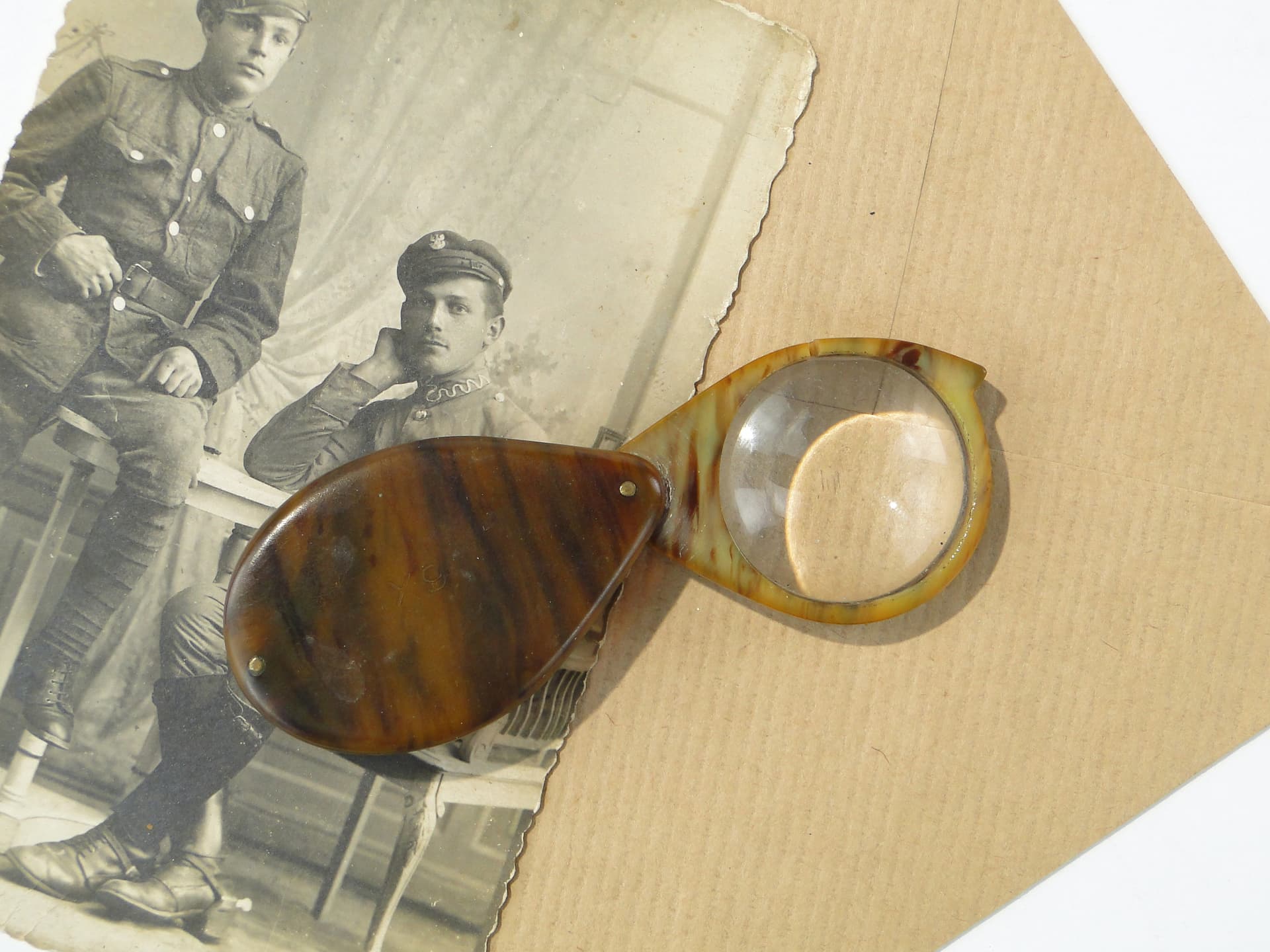 Szylkretowa lupa lata międzywojenne - 167003