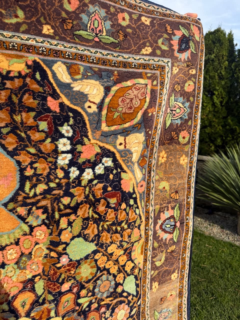 Rug Ghoum, multicolor wool, Iran, 1980s. - 167108