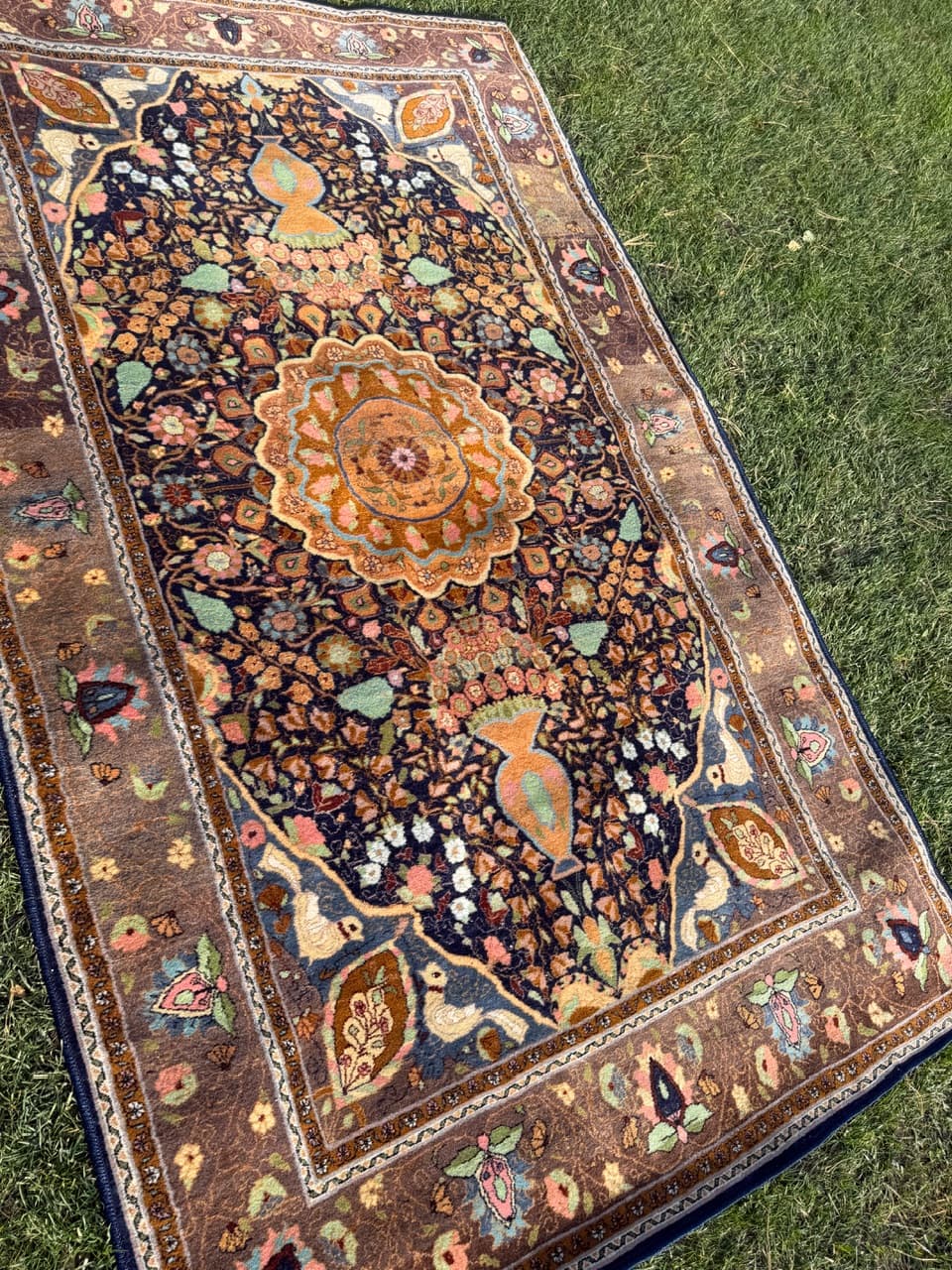 Rug Ghoum, multicolor wool, Iran, 1980s. - 167115