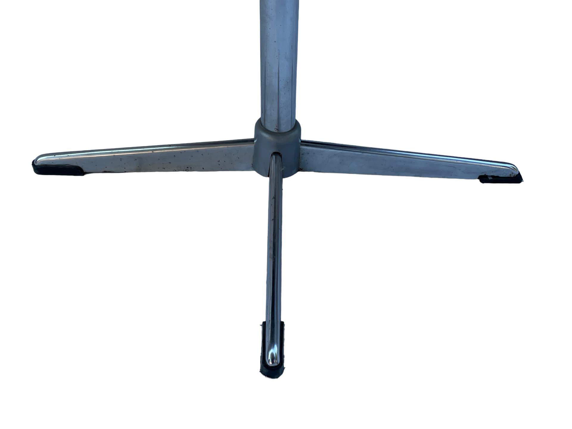 Fotel obrotowy. Tapicerowany ekoskórą w kolorze maroon - 167177