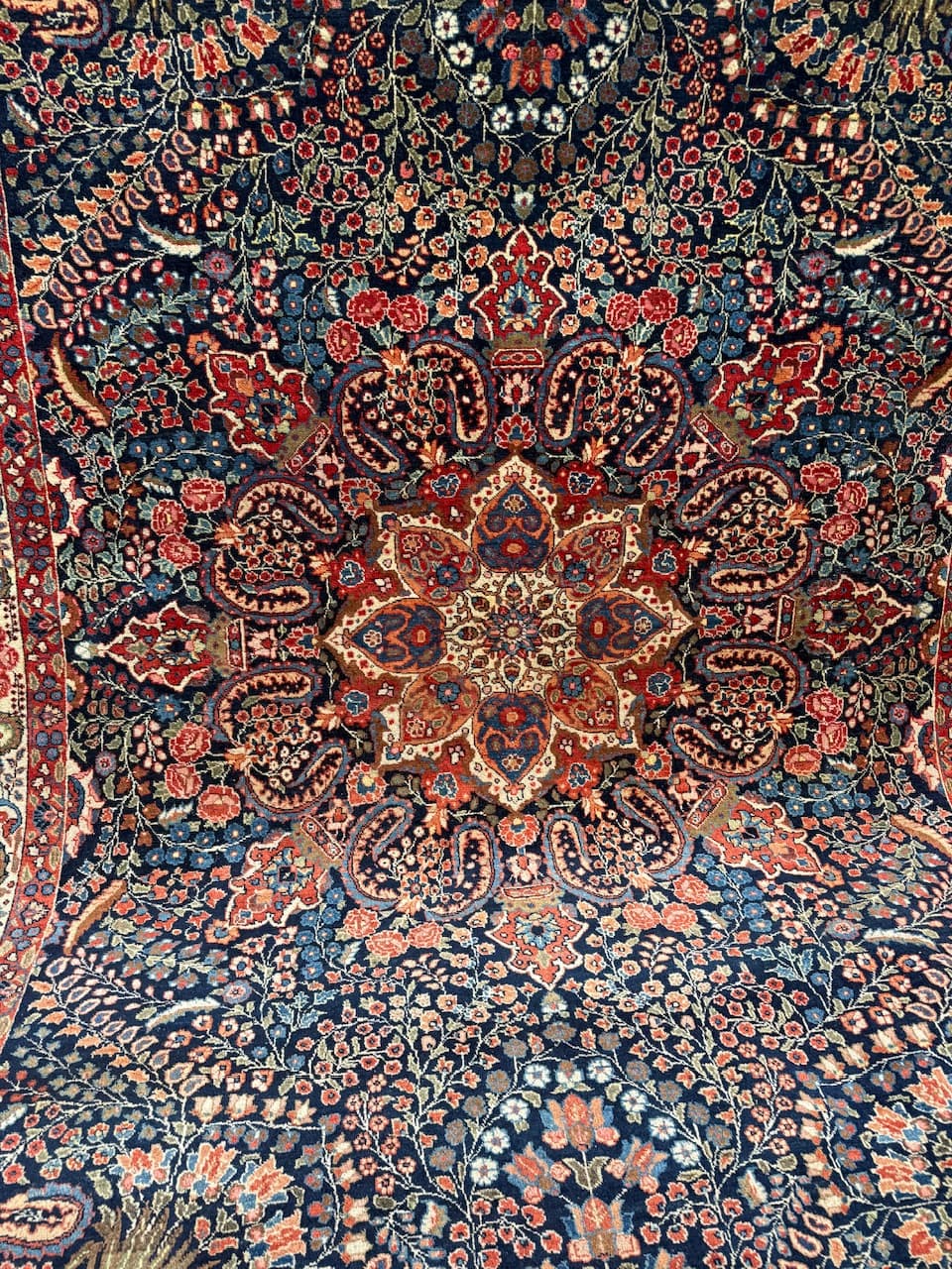 Persian rug Farahan, navy blue, wool, Iran, 1930s. - 167574