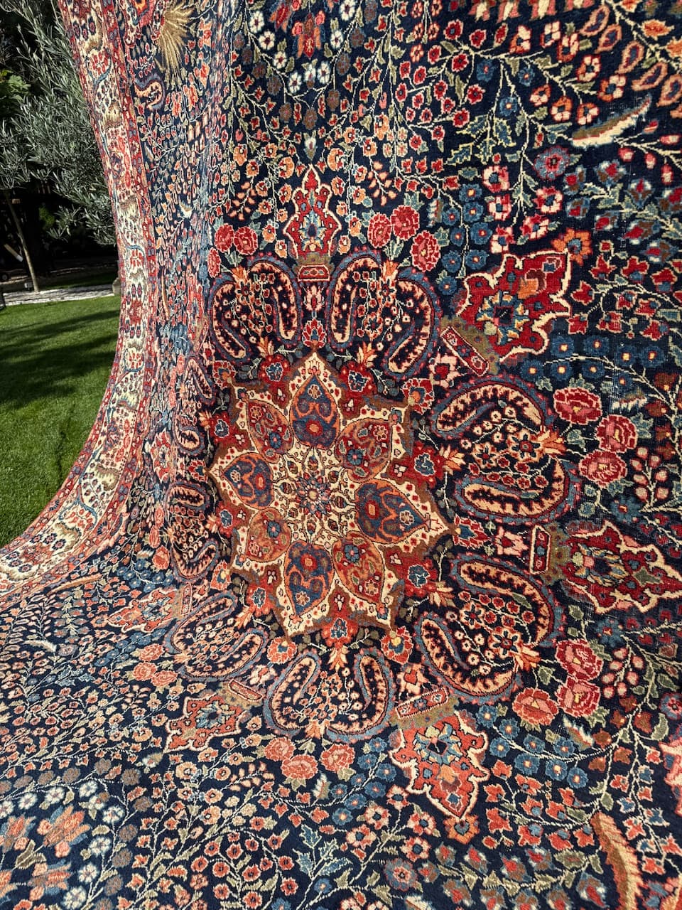 Persian rug Farahan, navy blue, wool, Iran, 1930s. - 167580