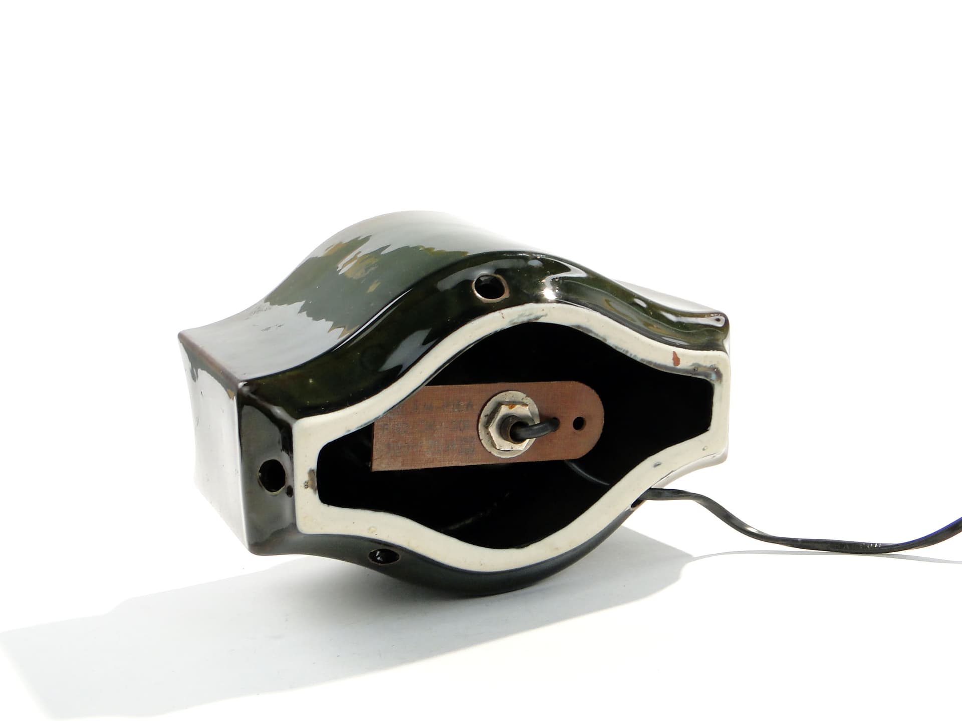 Kinkiet, ceramika oliwkowa, proj. A. Sadulski, Polska, lata 70. - 1222