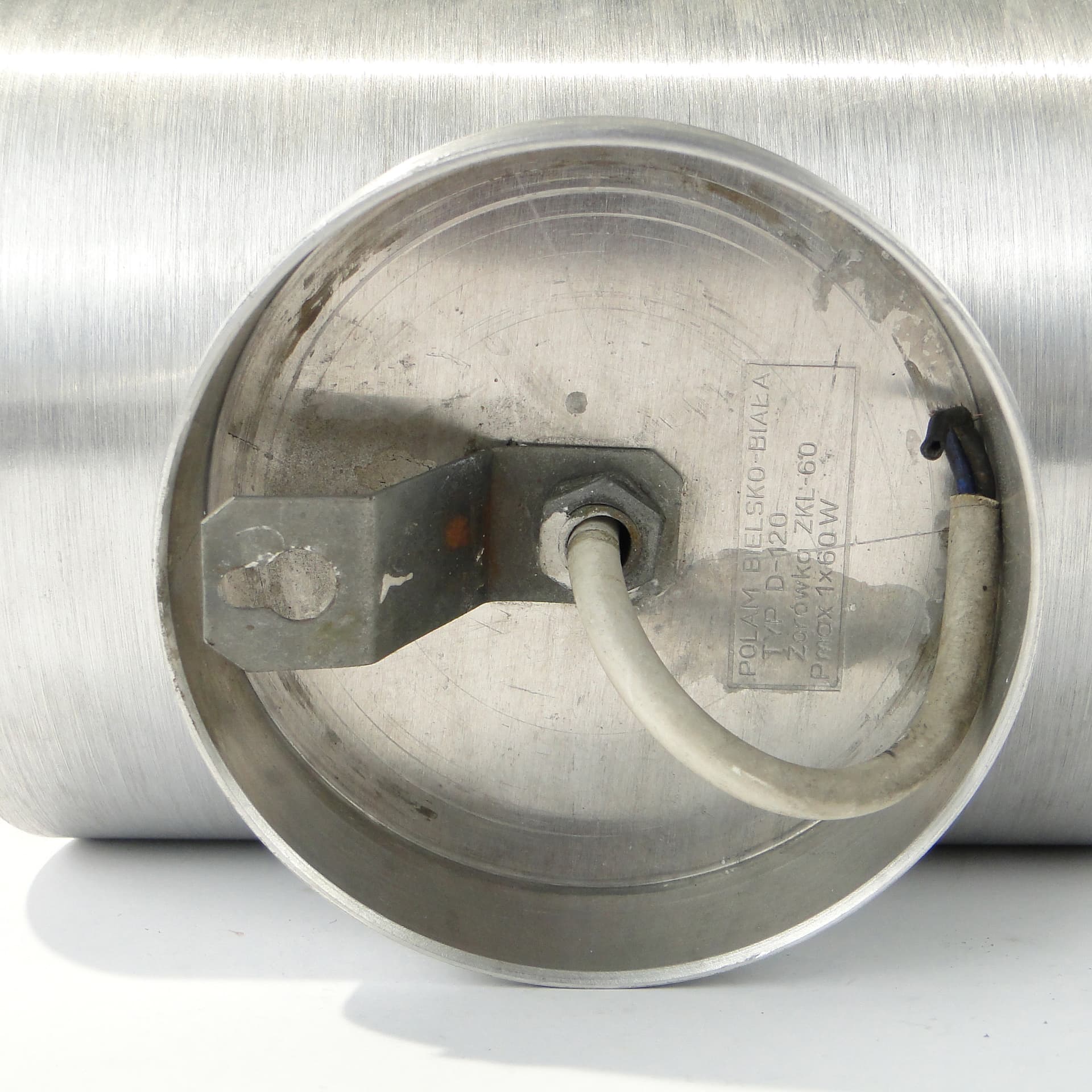 Kinkiet D120, srebrny, aluminium, Polska, lata 60. - 167846