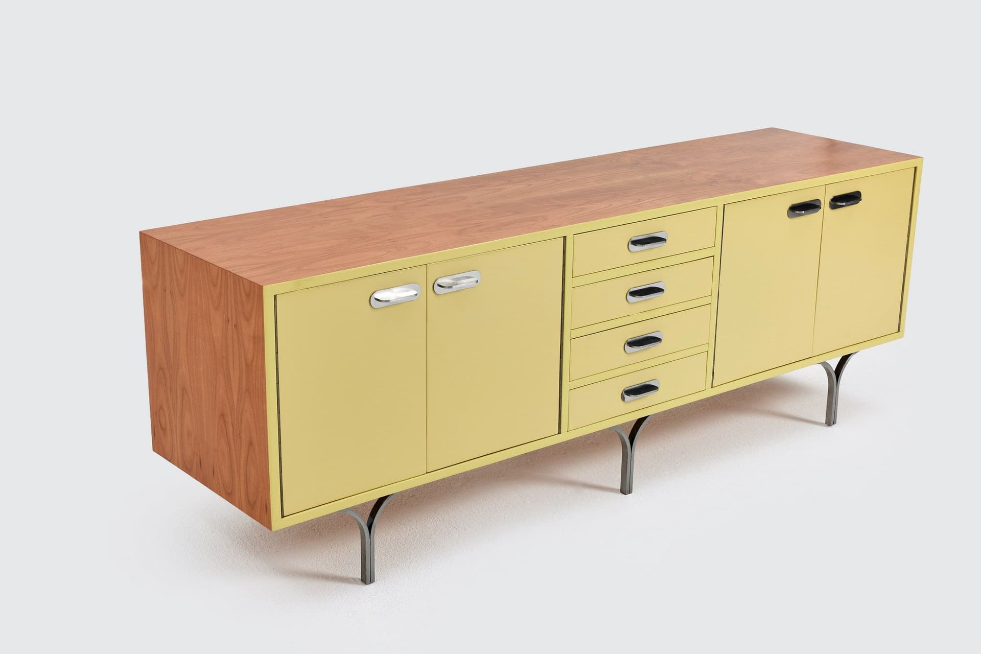 Komoda, pastelowy żółty, drewno lakierowane, stal czarna, Niemcy, lata 60. - 167916