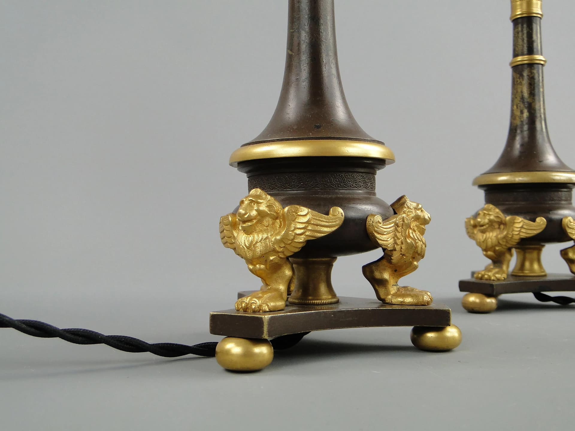 Pair of Empire Table Lamps, patinated dark brown bronze, gilt, Poland, 19th c. - 10916