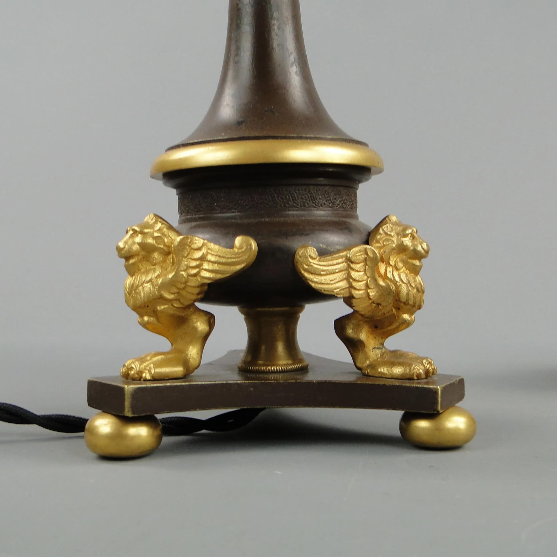 Pair of Empire Table Lamps, patinated dark brown bronze, gilt, Poland, 19th c. - 10918