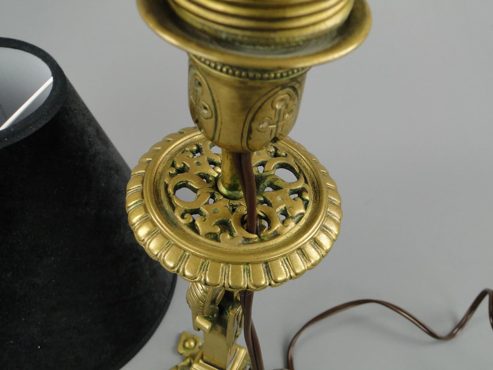 Table Lamp Celtic Revival, black velvet, gilded bronze, Sweden, 1920s - 10900