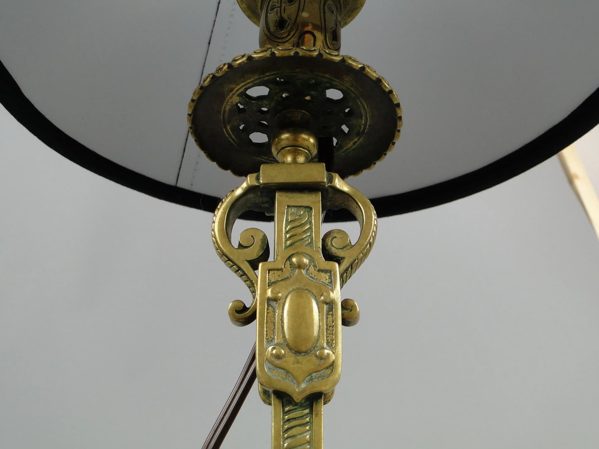 Table Lamp Celtic Revival, black velvet, gilded bronze, Sweden, 1920s - 10898