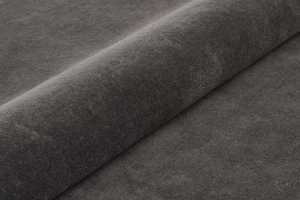 Dywan Linea Graphite Dark Green 300x400 cm, proj. M. Fornal, szary, wełna, wiskoza, Carpets & More - 168133