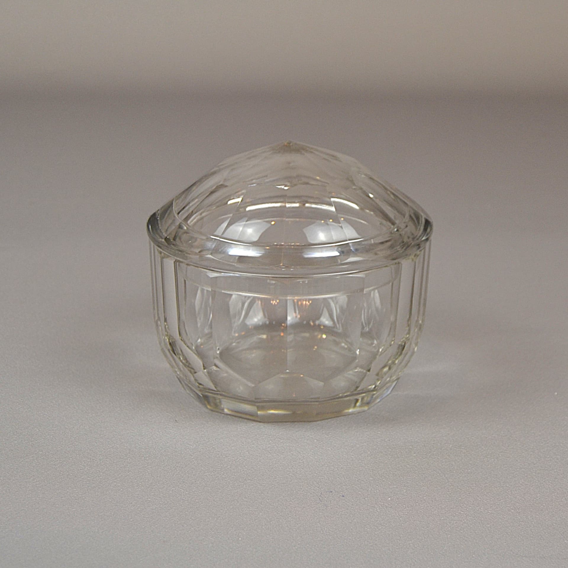 Bomboniera, kryształ transparentny, Baccarat, Francja, XIX w. - 1230