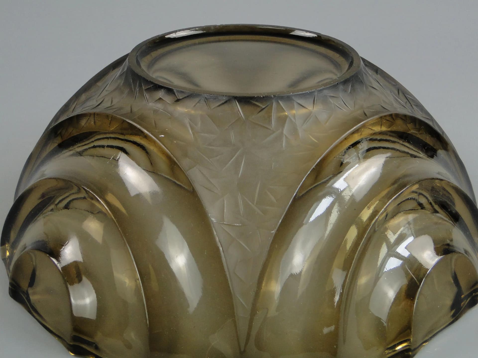 Art Deco Decorative Bowl, grey, pressed glass, Niemen Glassworks, Belarus, 1930s. - 10880