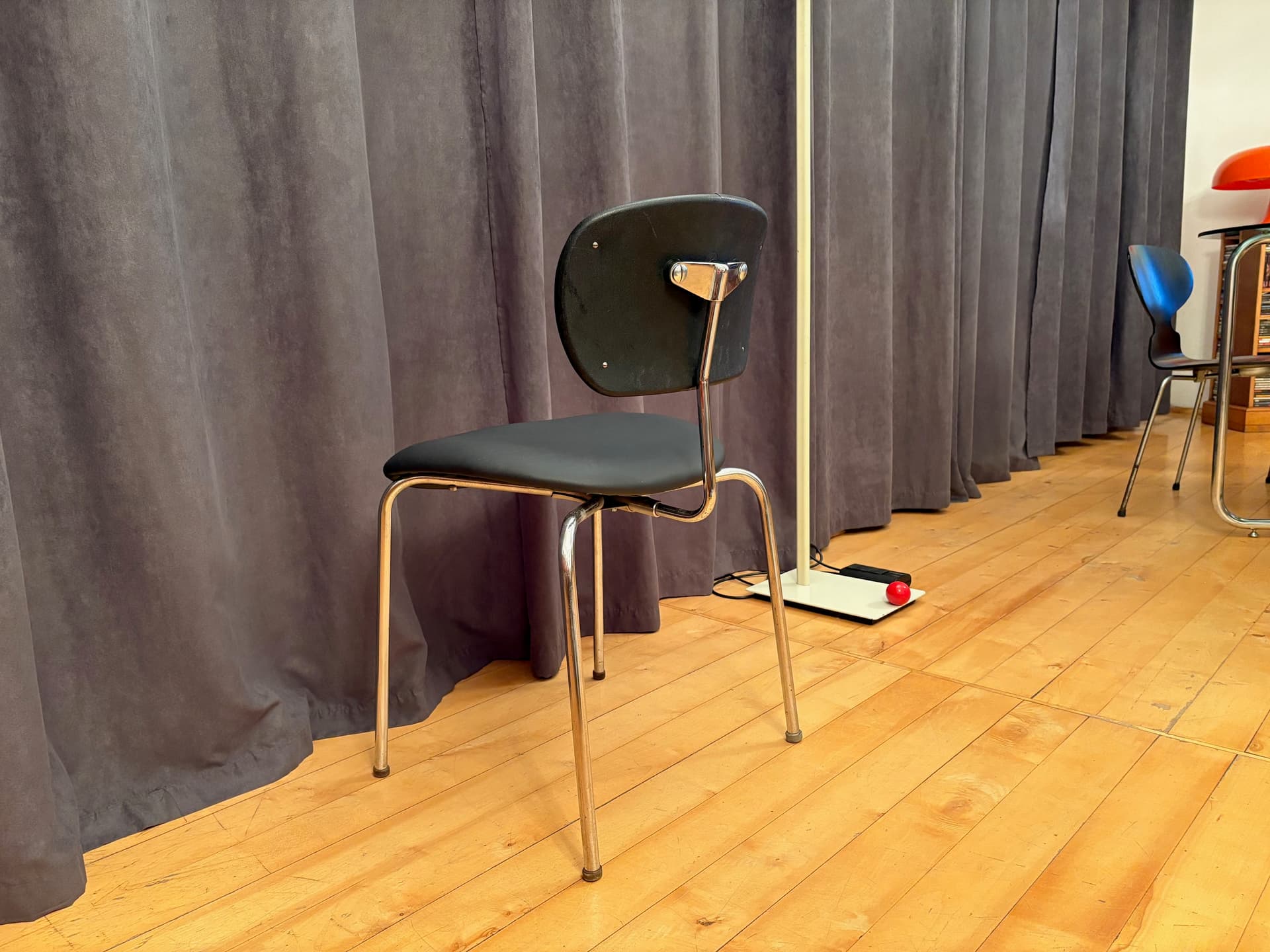 Chair SE 68, black artificial leather, chrome steel, by E. Eiermann, Wilde + Spieth, Germany, 1960s. - 168224