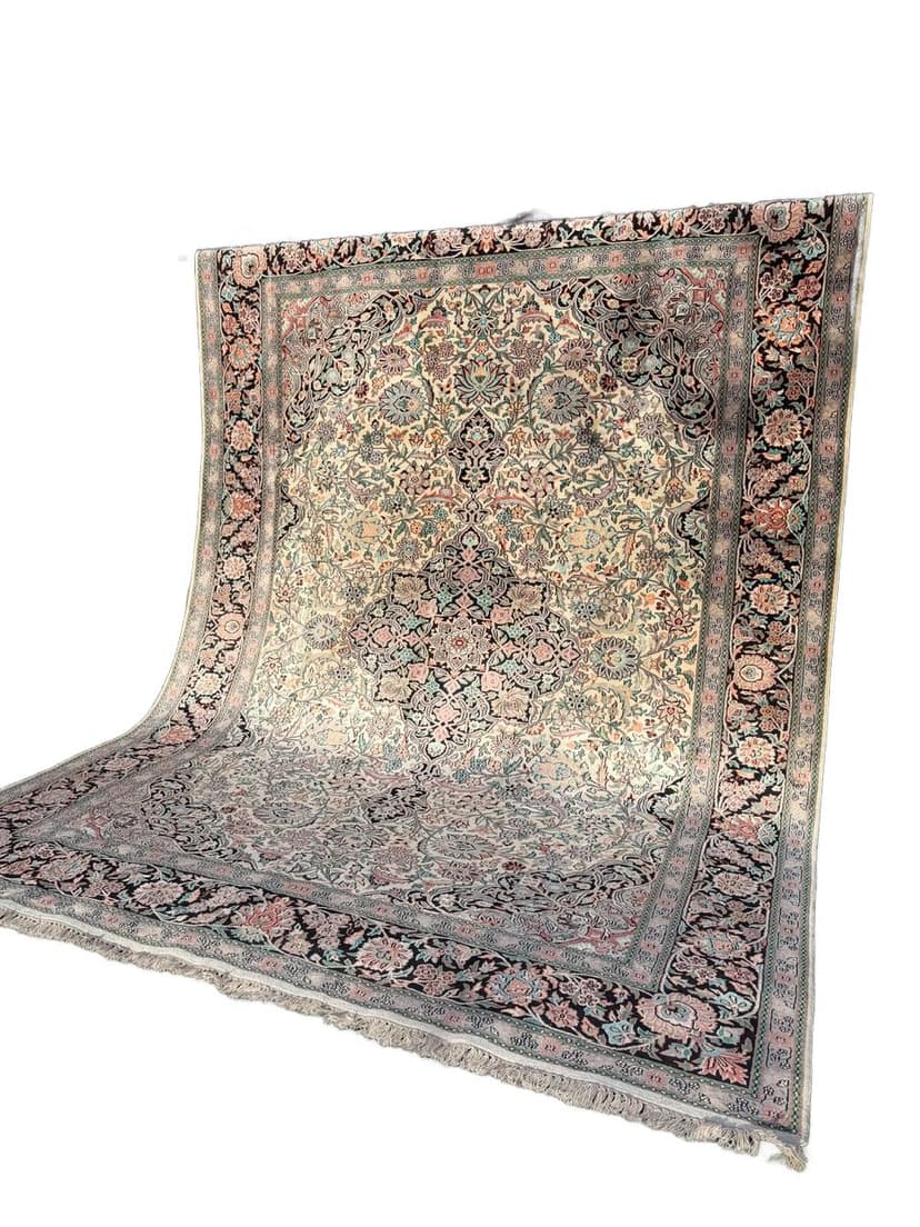 Rug Ghoum, 380x270 cm, ivory, silk, India