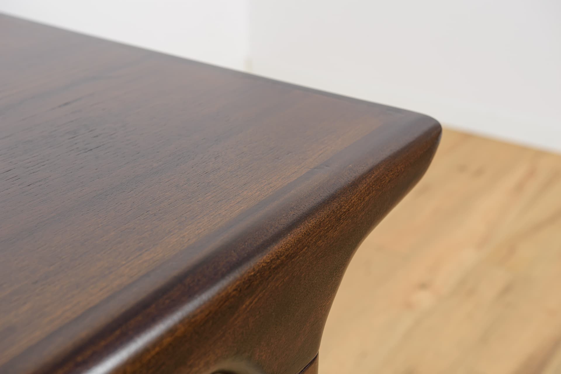 Stół rozkładany, teak brązowy ciemny, proj. J. Andersen, Uldum Møbelfabrik, Dania, lata 60. - 168376