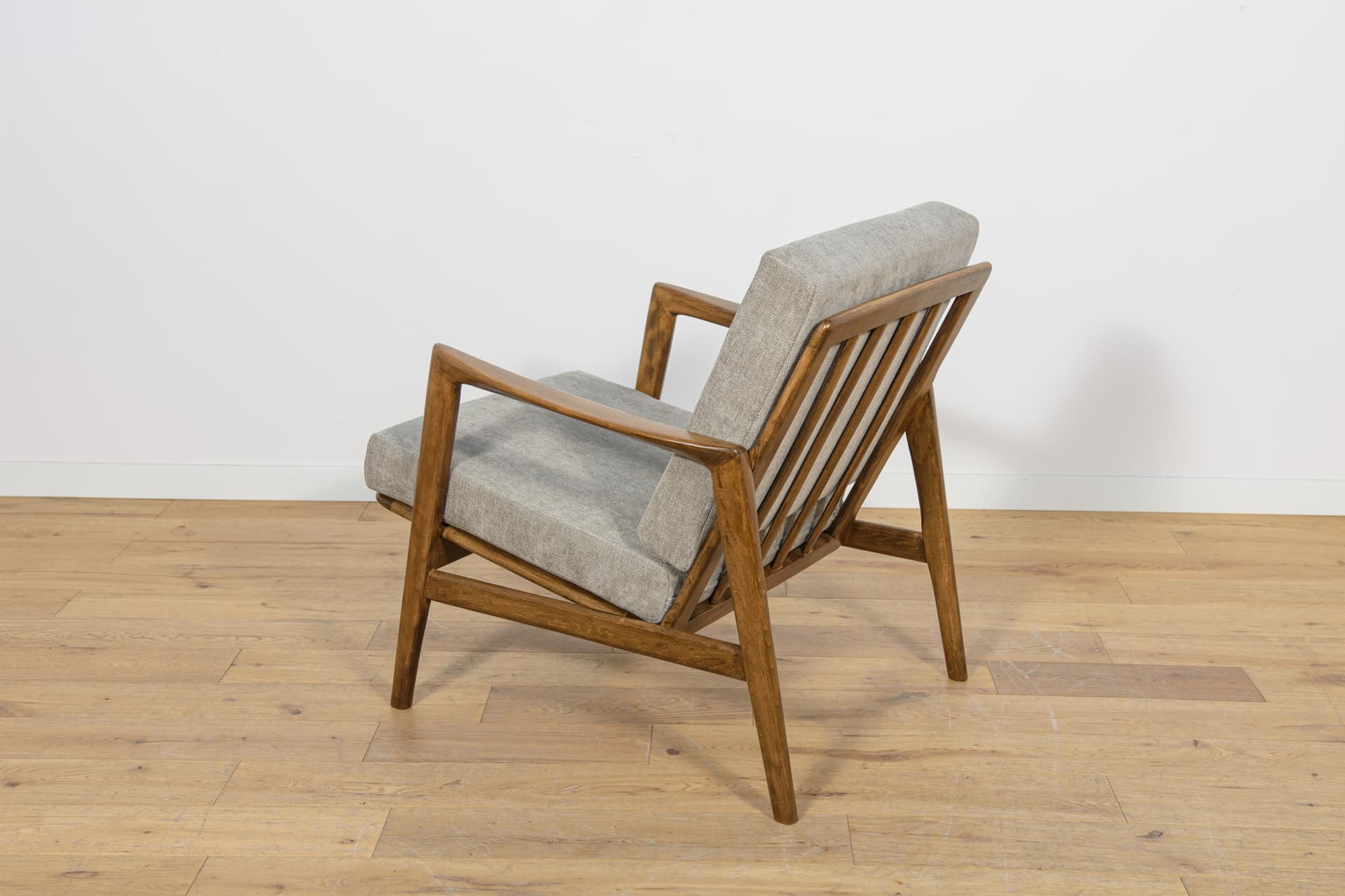 Armchair 300-139, grey, beech walnut, Swarzędzka Fabryka Mebli, Poland, 1960s. - 168383