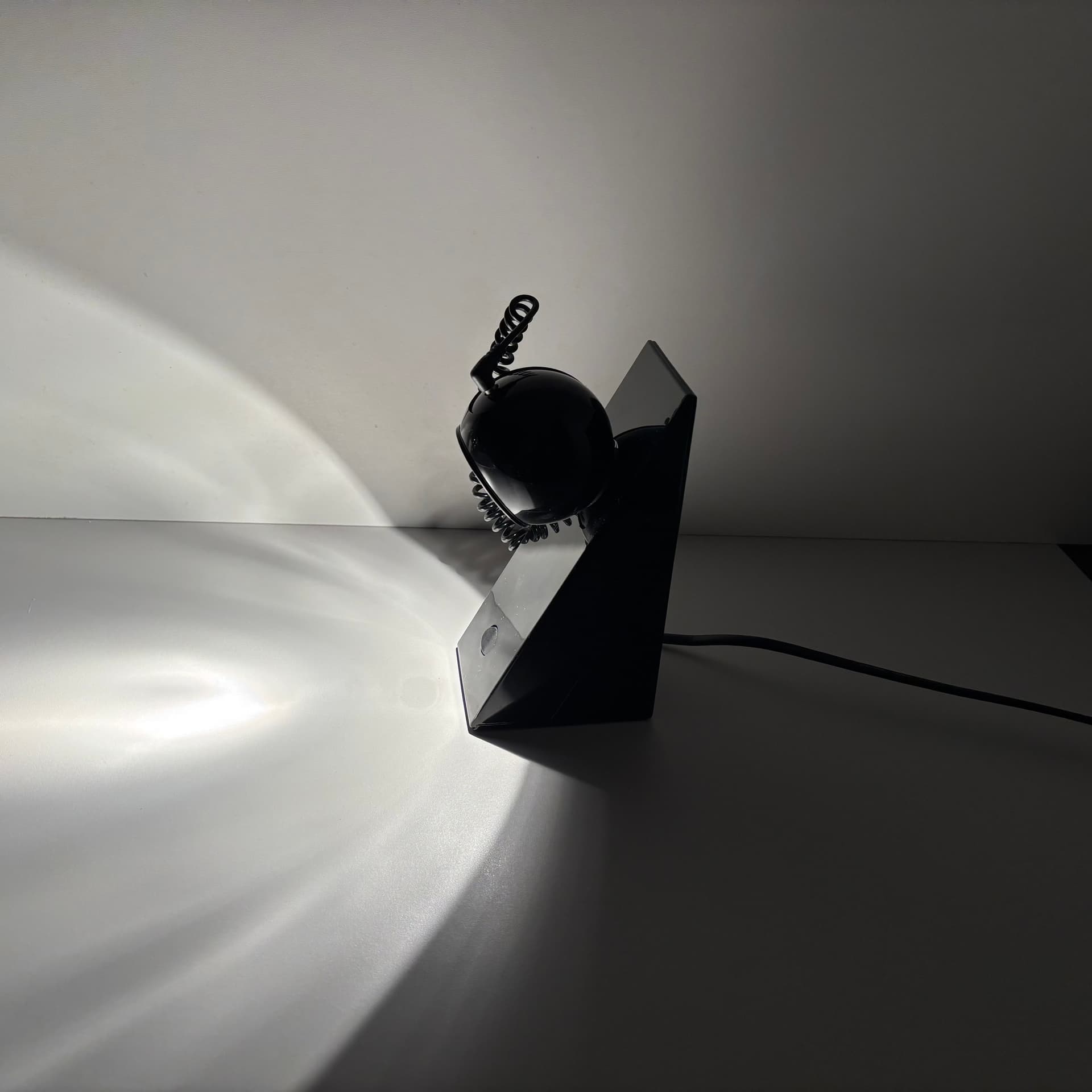 Lampka nocna, Space Age, plastik czarny, Brilliant Leuchten, Niemcy, lata 80. - 168595