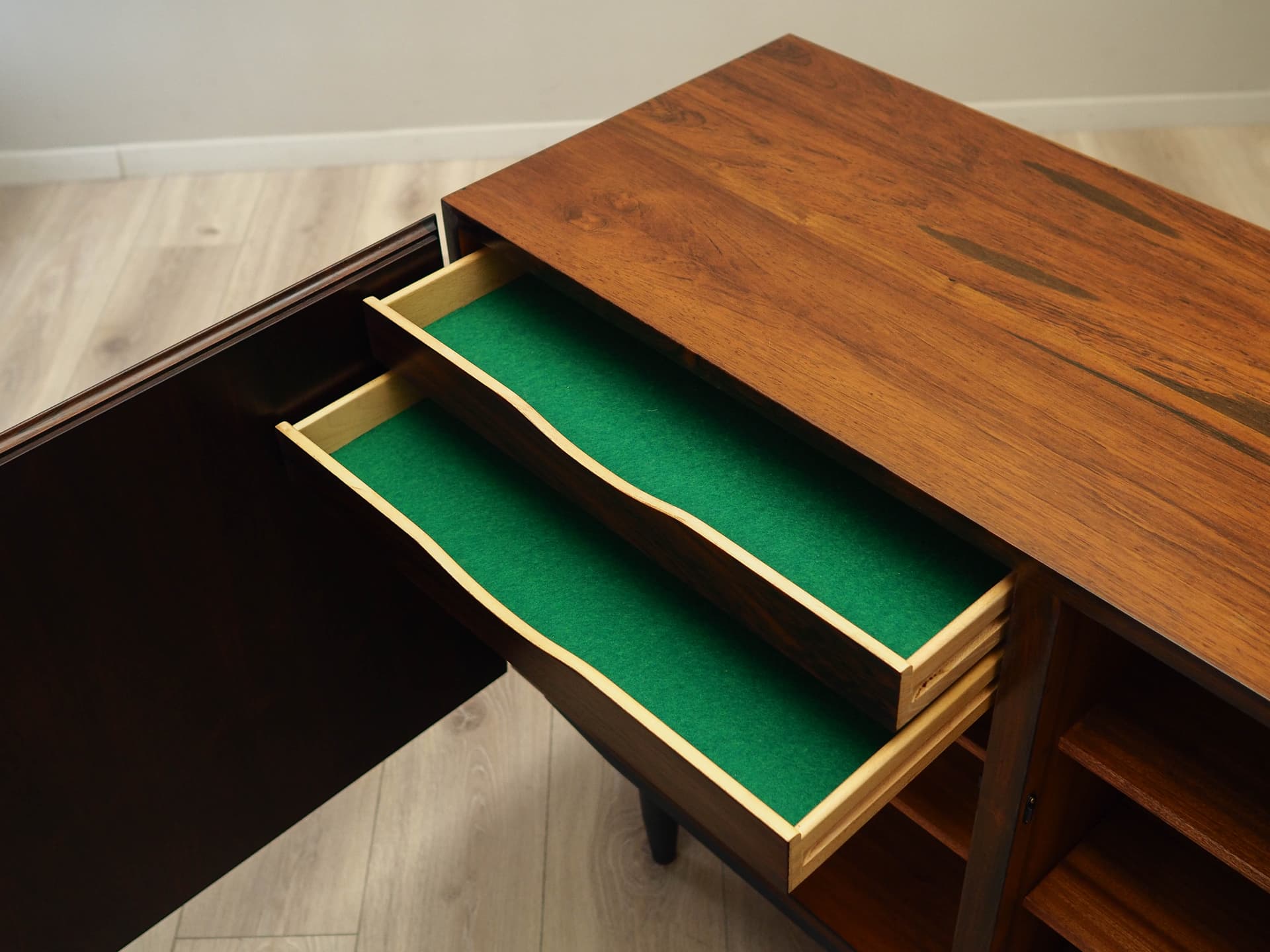 Szafka, palisander brązowy, drewno czarne, Omann Jun, Dania, lata 70. - 168795