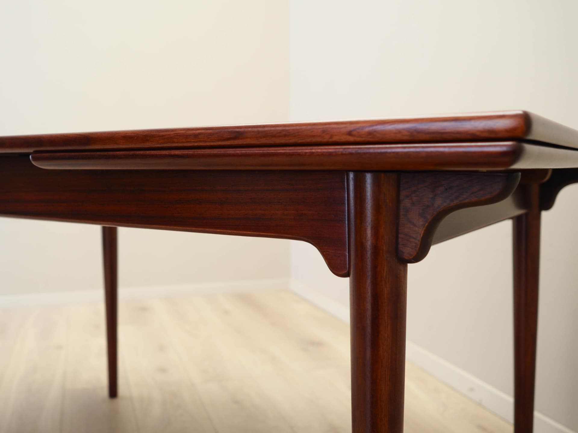 Stół model 54, palisander brązowy, proj. G. Omann, Omann Jun, Dania, lata 70. - 168821