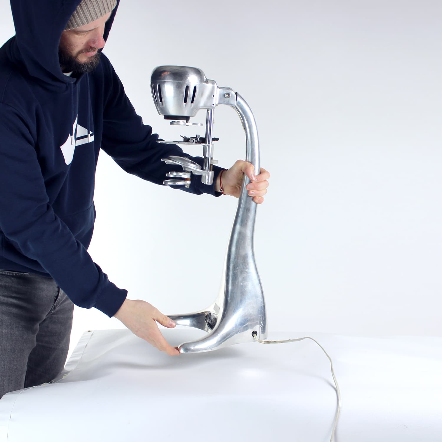 Microprojector Ken-A-Vision, silver aluminum, United Kingdom, 1950s. - 168945