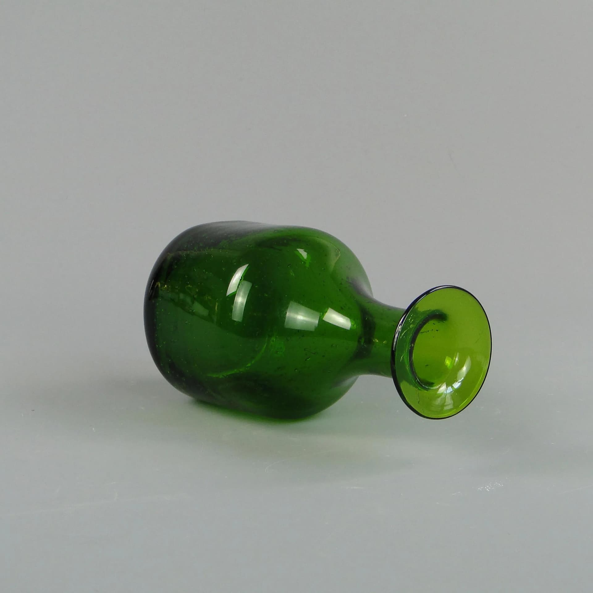 Wazon butla Antico, zielony, szkło, proj. Z. Horbowy, Polska, lata 70. - 11227