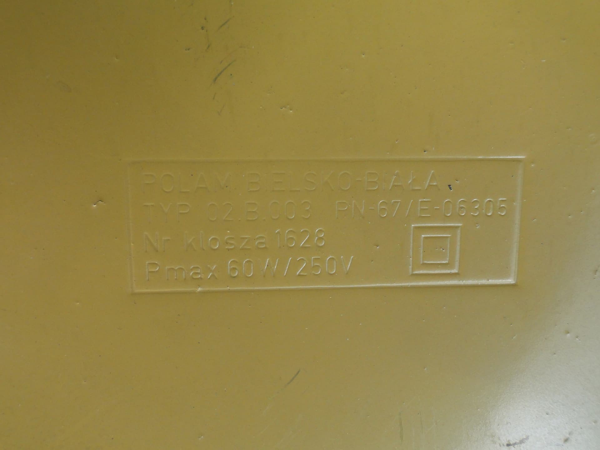 Lampa stołowa Emma, żółty, szkło biały, stal żółty, chrom, POLAM Bielsko-Biała, Polska, lata 60. - 169127