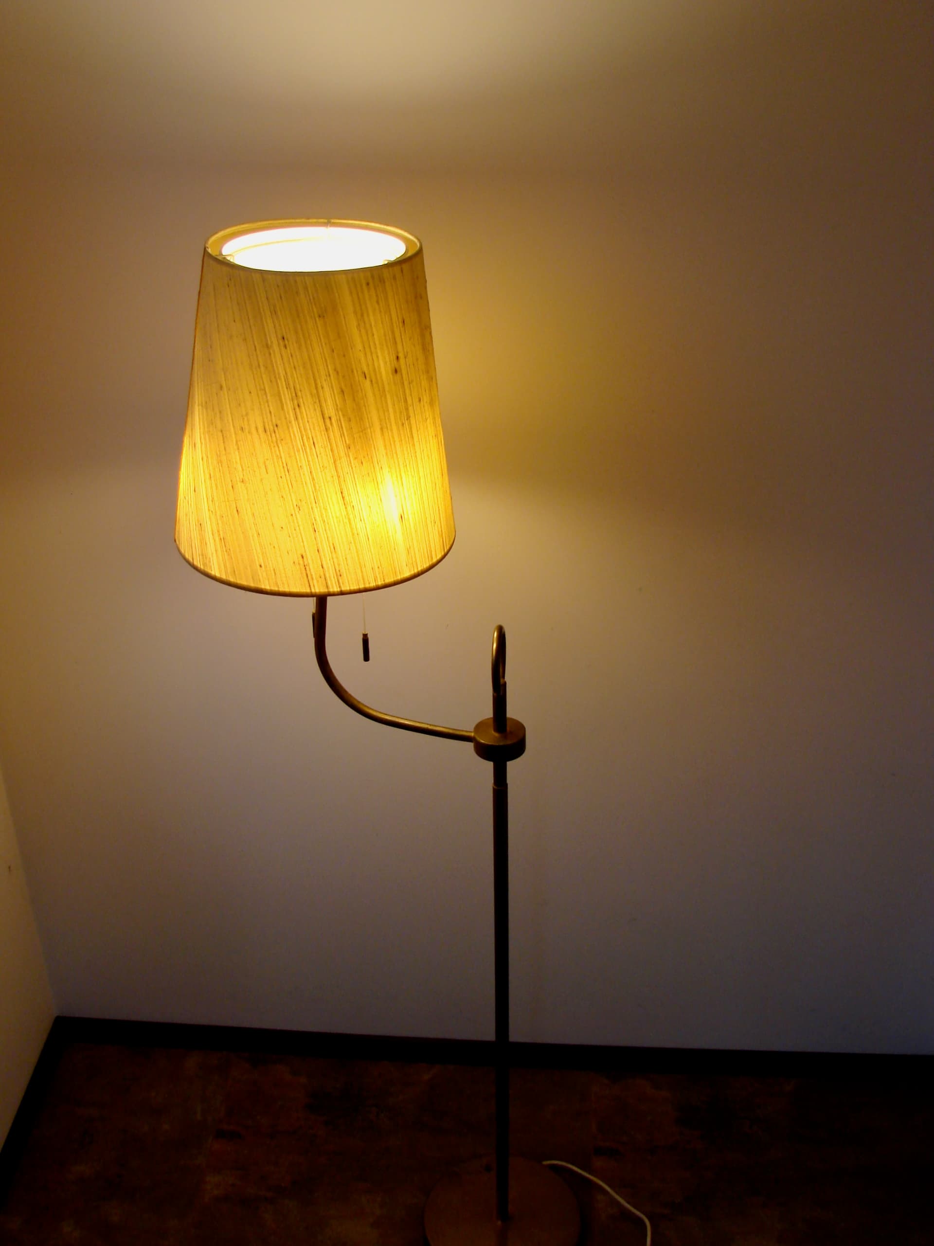 Lampa podłogowa Art Deco, złoty, mosiądz, lata 50. - 169267