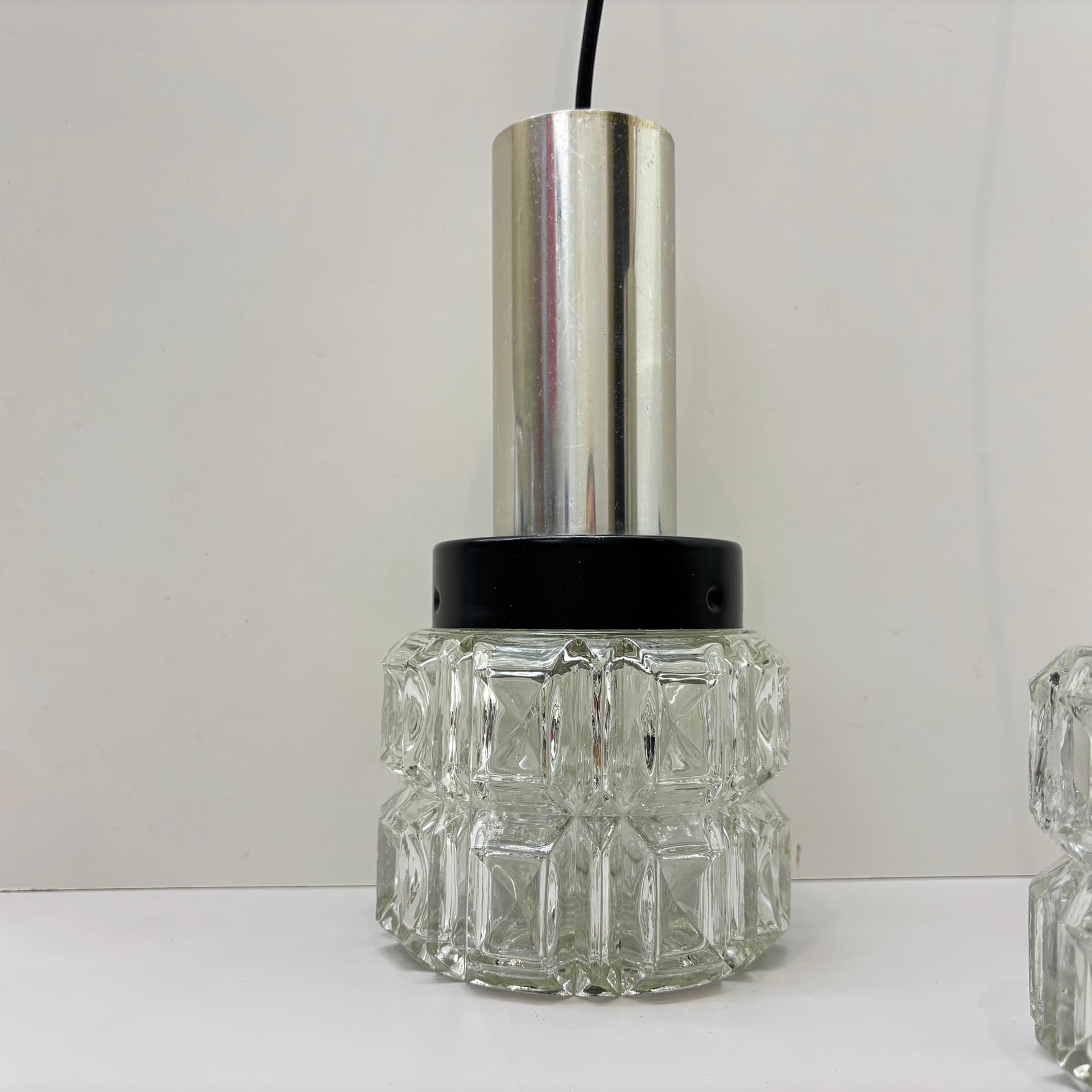 Pair of pendant lamps, silver, aluminum steel glass, Germany, 1980s. - 169306