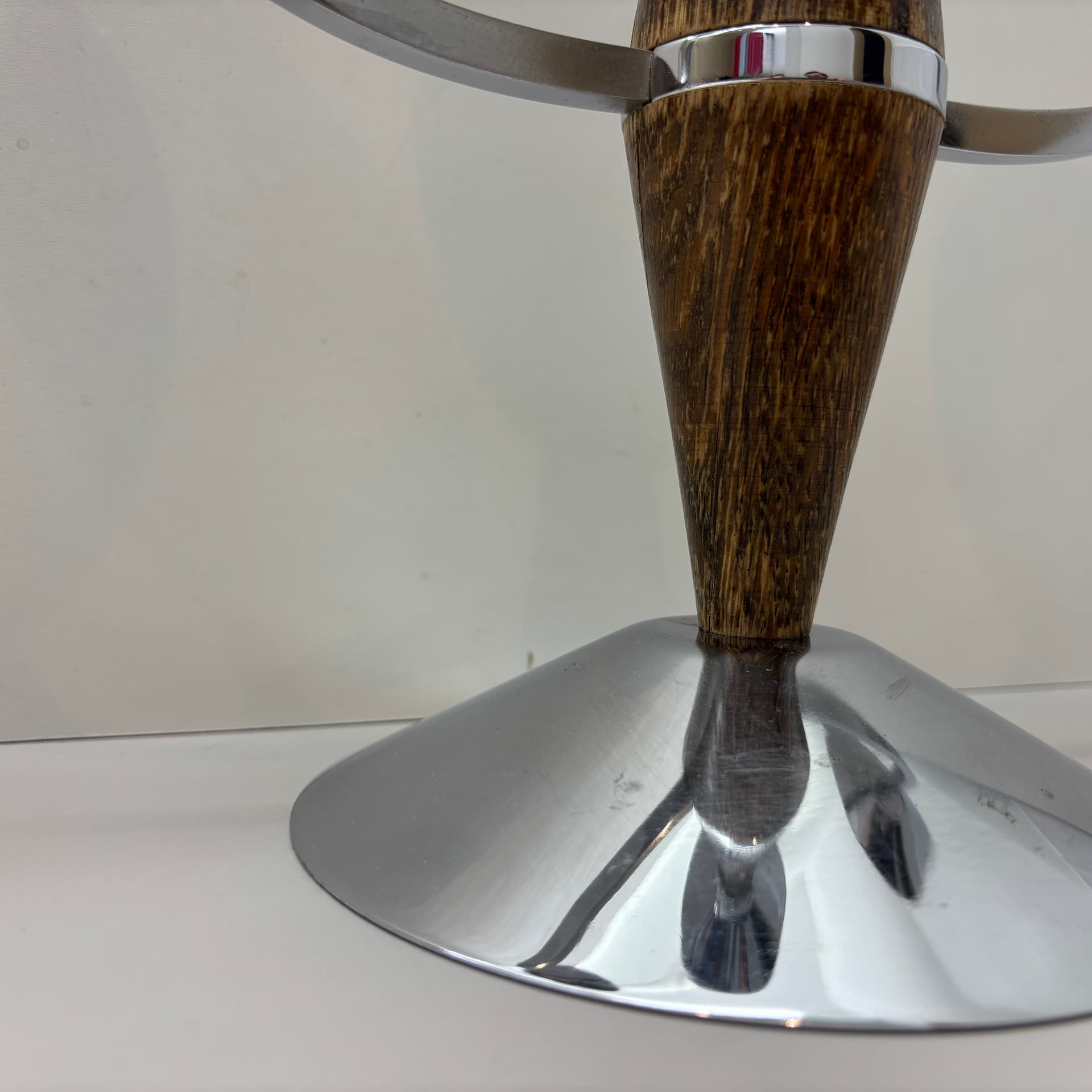 Świecznik Bauhaus, chromowana stal srebrna, drewno brązowe, Niemcy, lata 70. - 169439