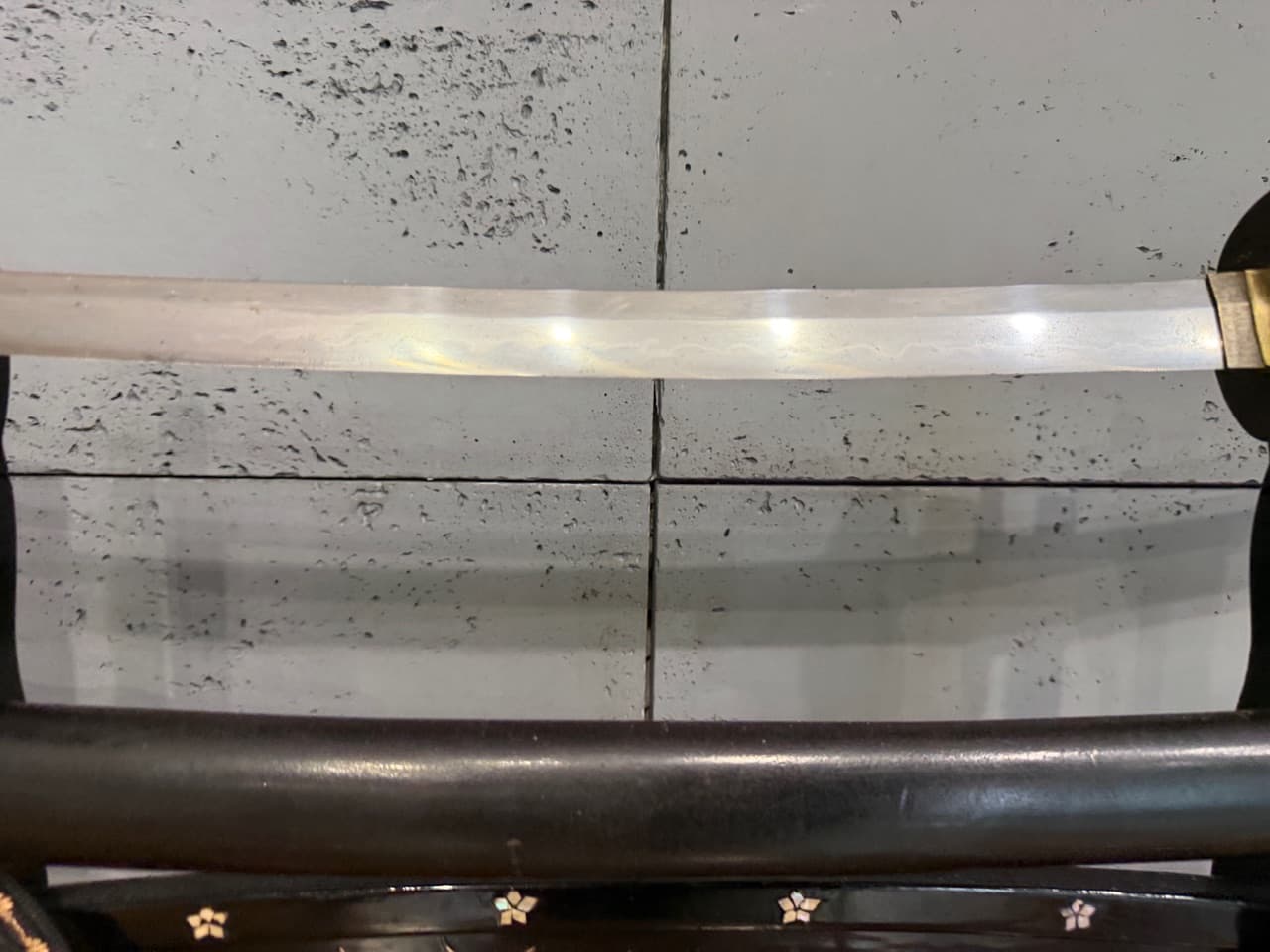 Miecz katana Echizen Kuni ju Masatoshi, czarny, żelazo lakierowane drewno, Japonia, XVII w. - 169452