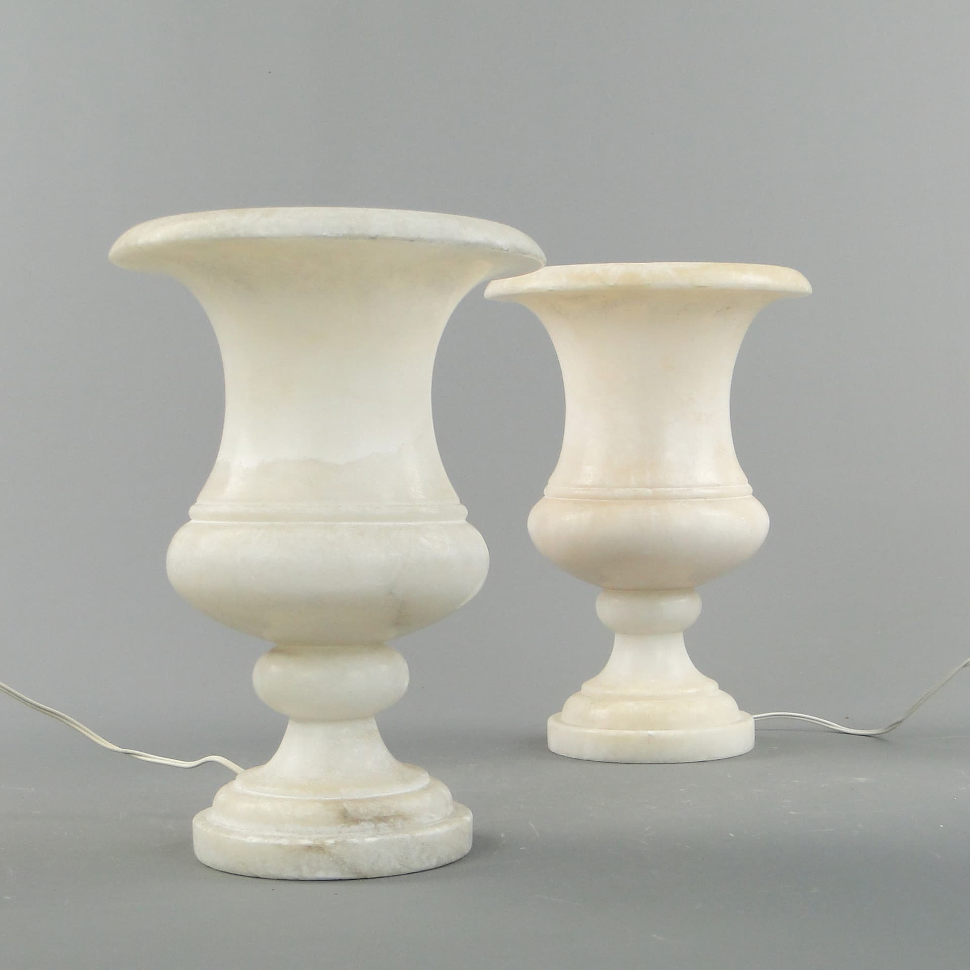 Pair of table lamps, alabaster ivory white, France, early 20th c. - 169607