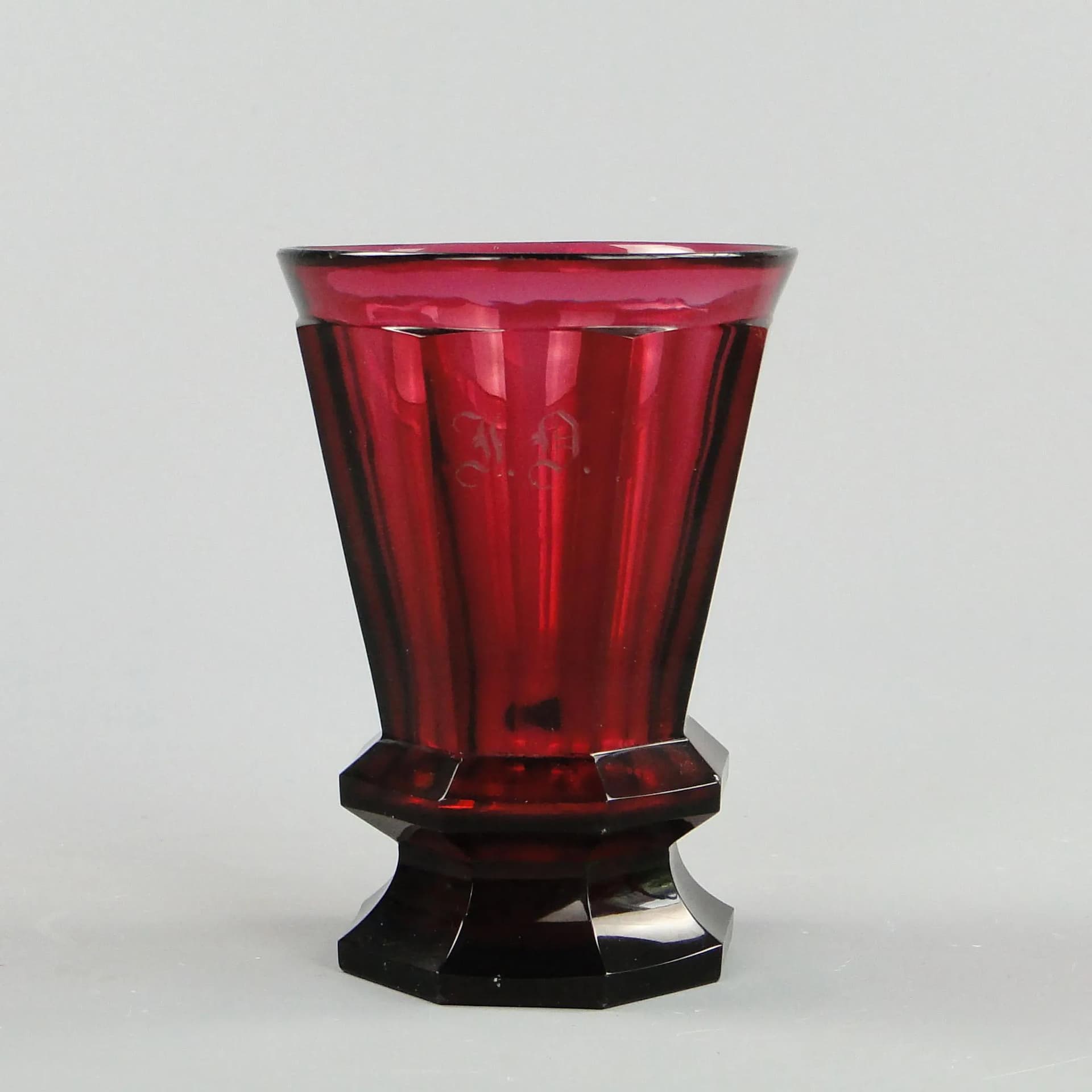 Beaker Biedermeier, ruby crystal, Austria-Hungary, 19th c. - 11176