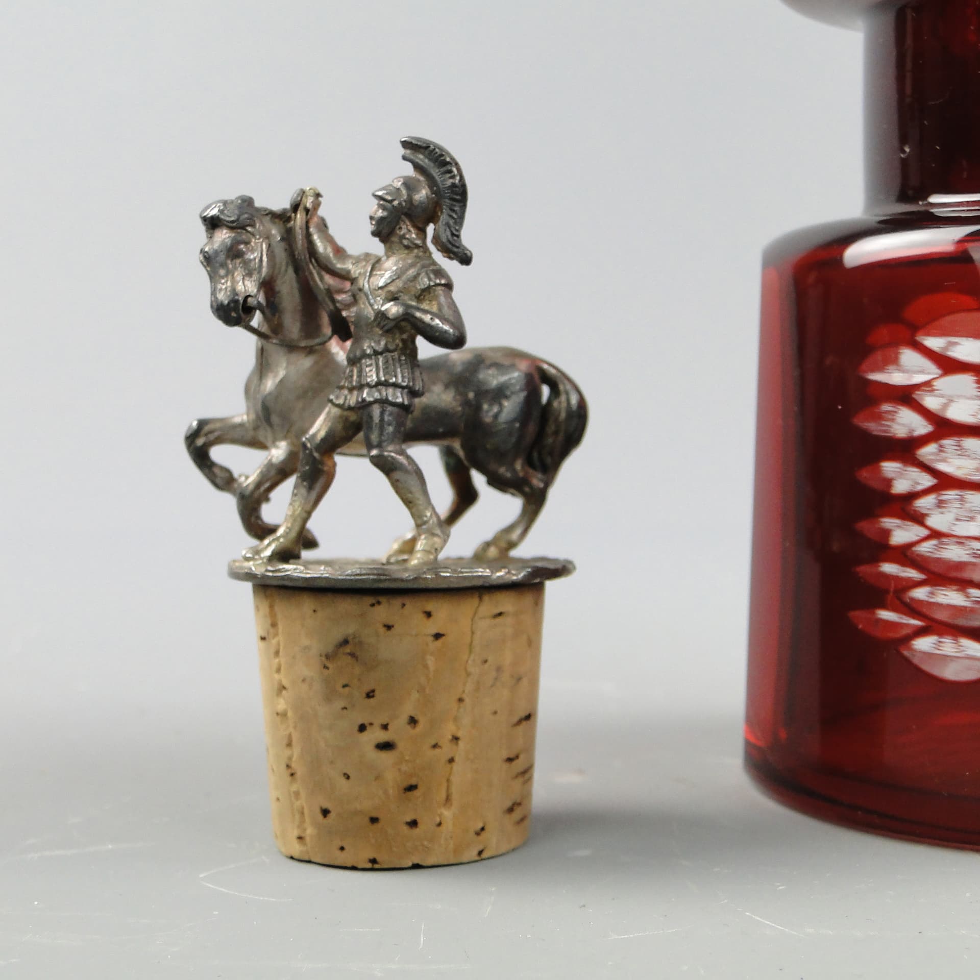 Karafka, szkło czerwony, srebro, Niemcy, XIX w. - 169621