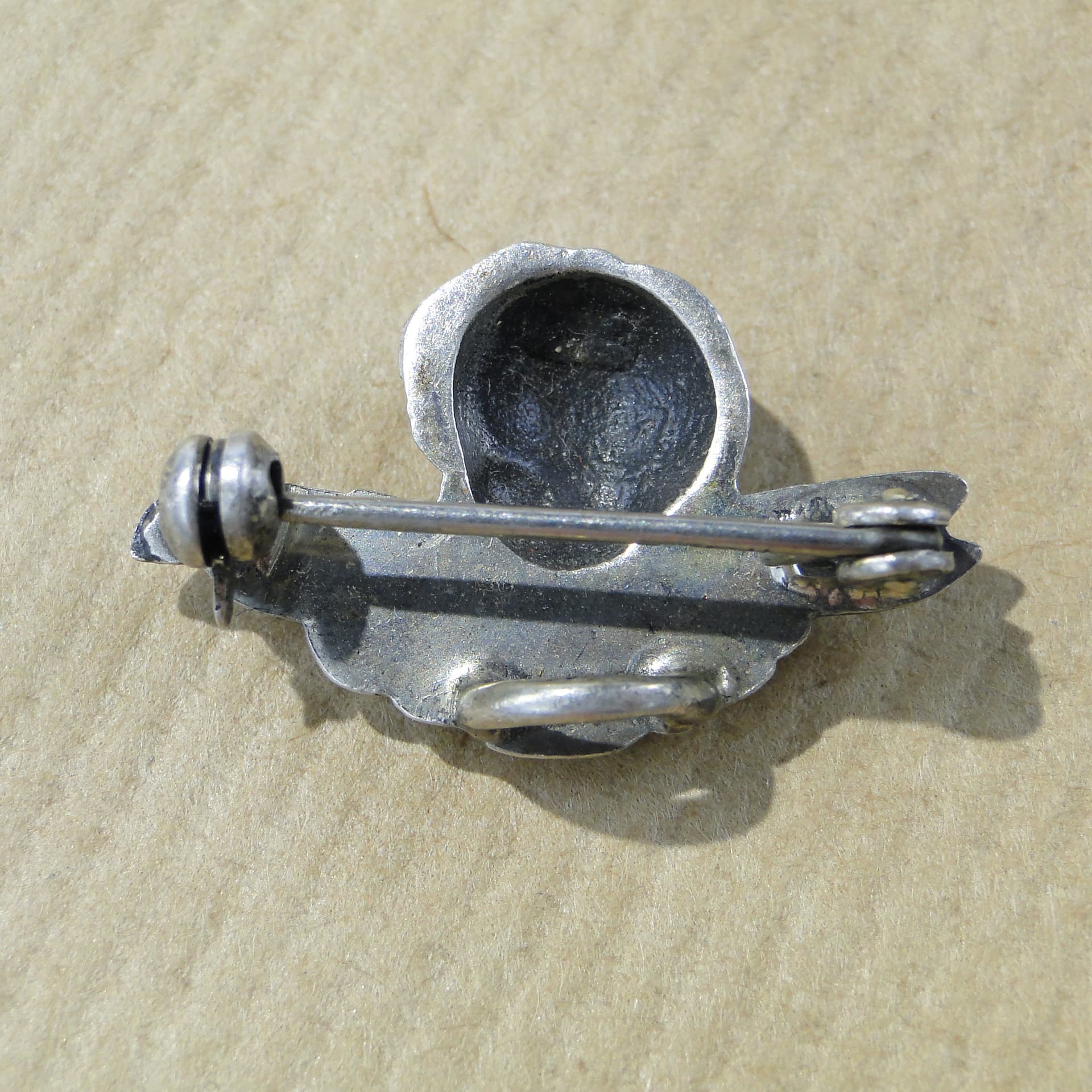 Srebrna broszka z cherubinem - 169671