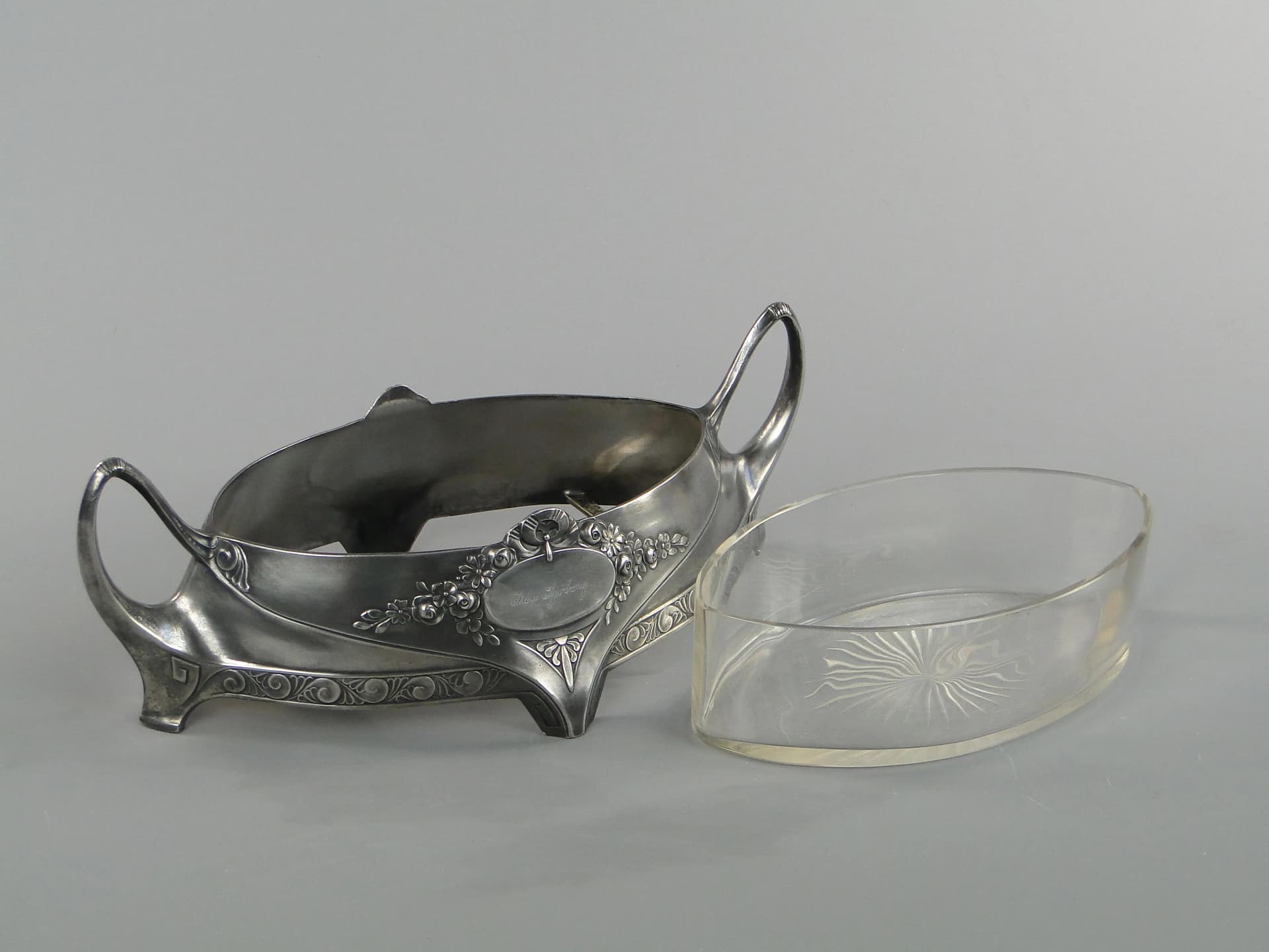 Art Nouveau jardiniere, silvered pewter, crystal glass, Quist, Germany, early 20th c. - 169681